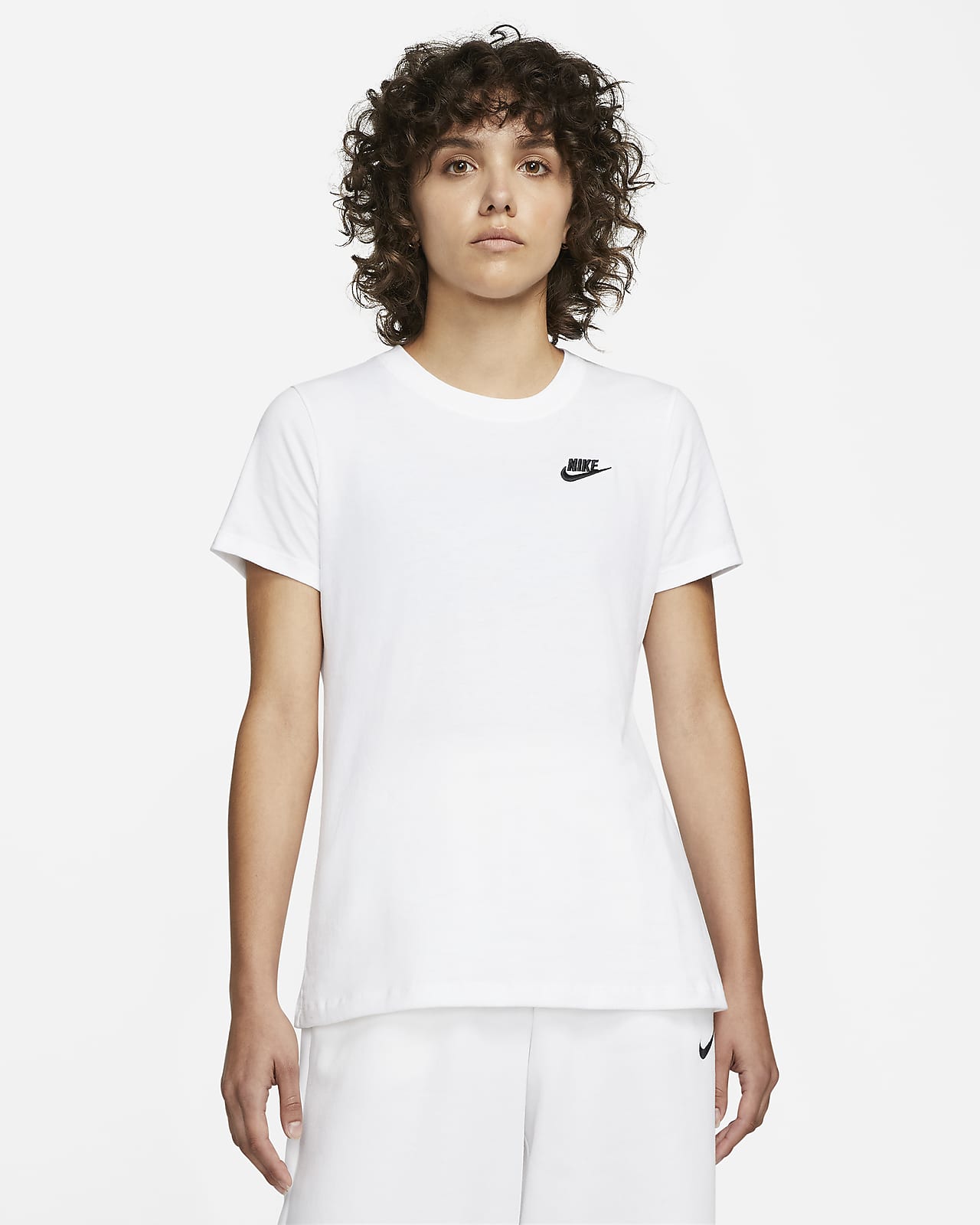 huren Grafiek klei Nike Sportswear Club T-shirt voor dames. Nike BE