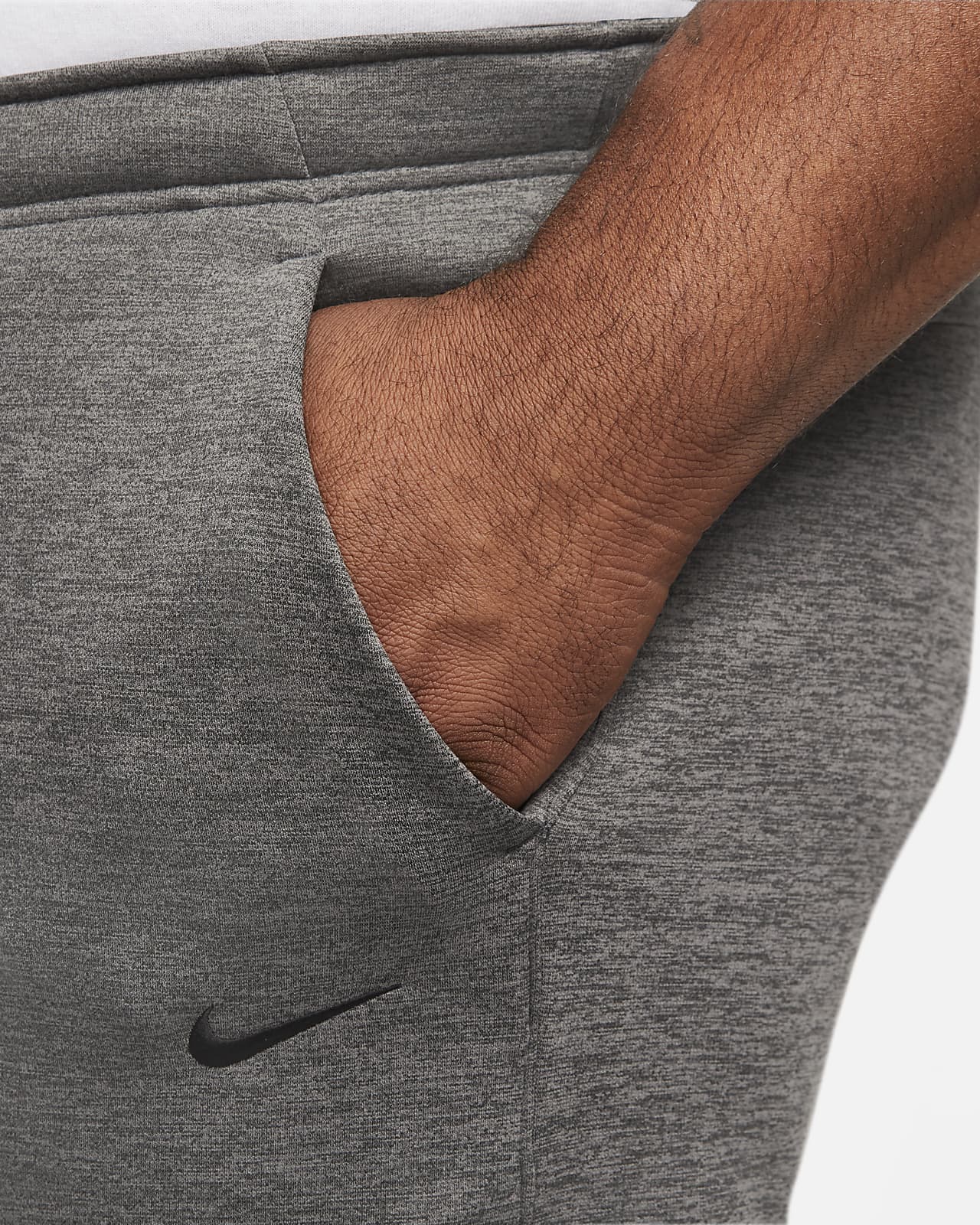 Nike Therma-Fit Tapered Pants Green | Goalinn