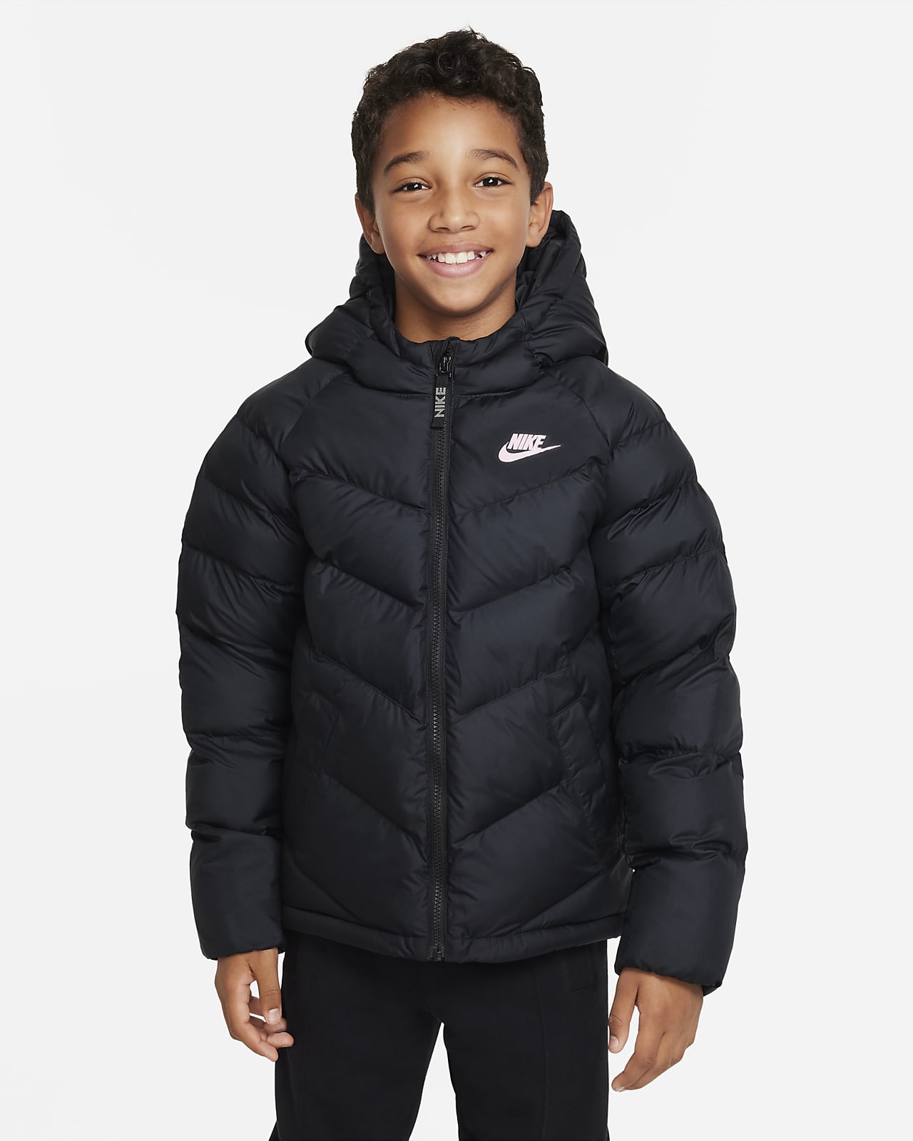 Nike Sportswear Older Kids' Synthetic-Fill Hooded Jacket
