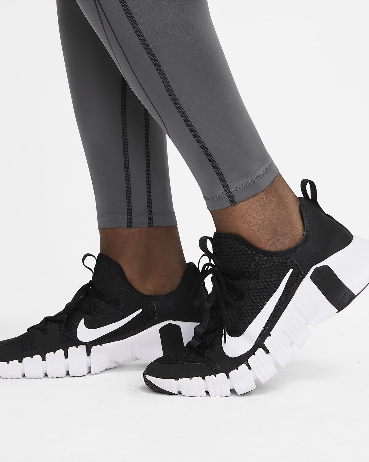 Nike Performance TIGHT - Débardeur - black/white/noir 