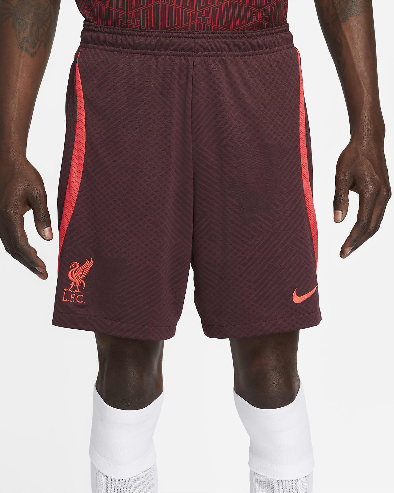 Liverpool F.C. Strike Men's Nike Dri-FIT Football Shorts. Nike AU