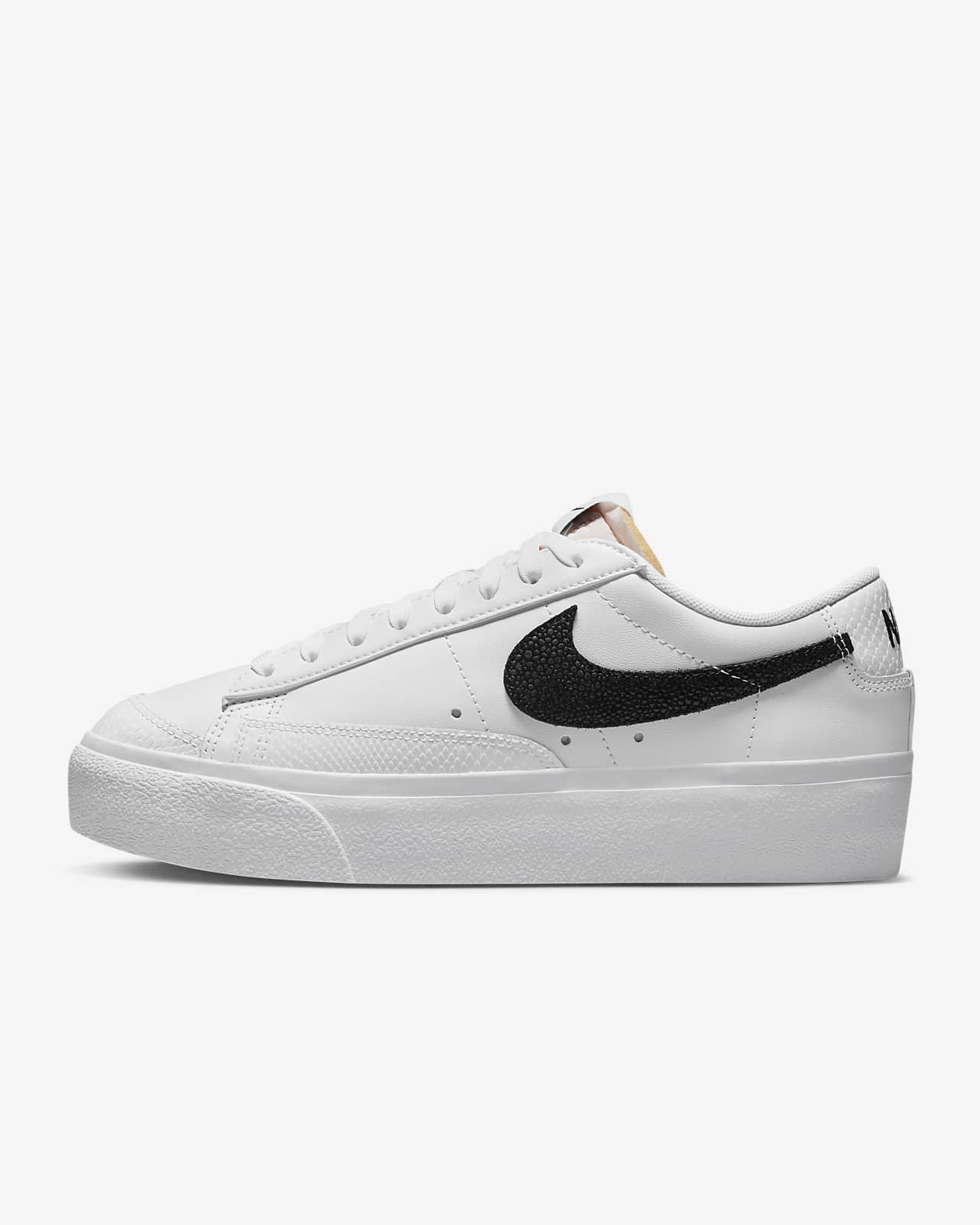 nike chunky sneakers white