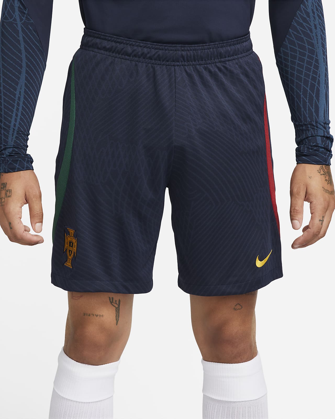 Portugal Strike Men's Nike Dri-FIT Knit Football Shorts. Nike SA