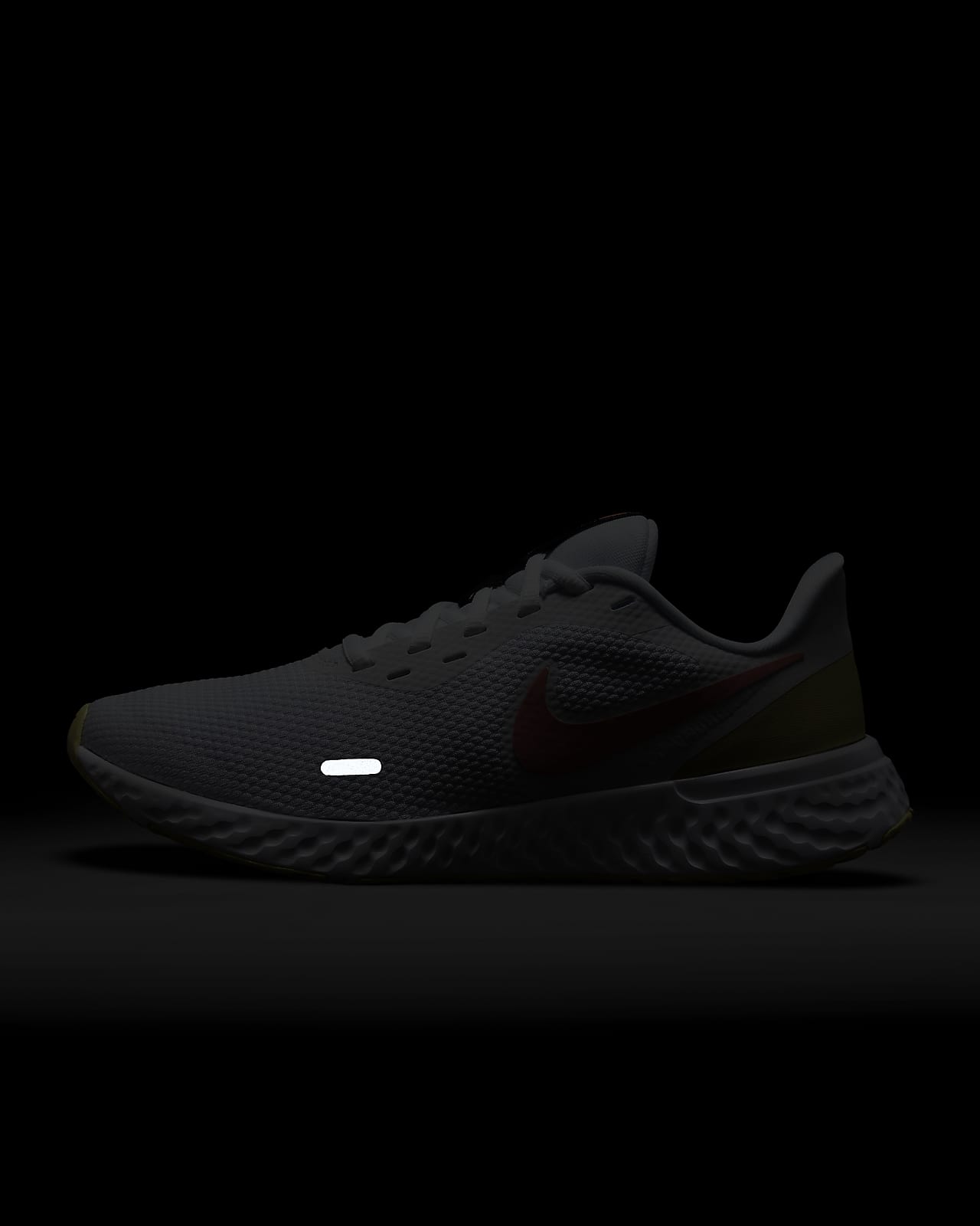 nike running shoes all black