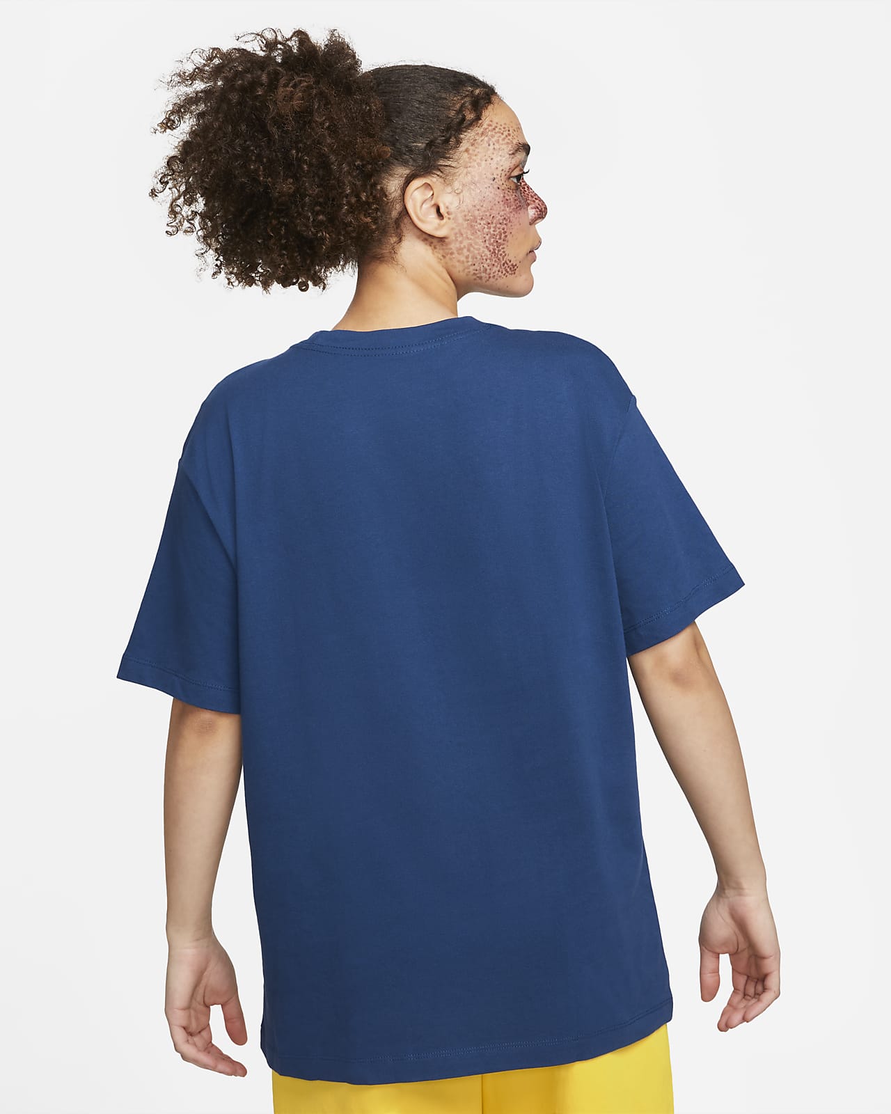 Nike Women's Dri-Fit Swoosh Fly T-Shirt, Medium, Baltic Blue