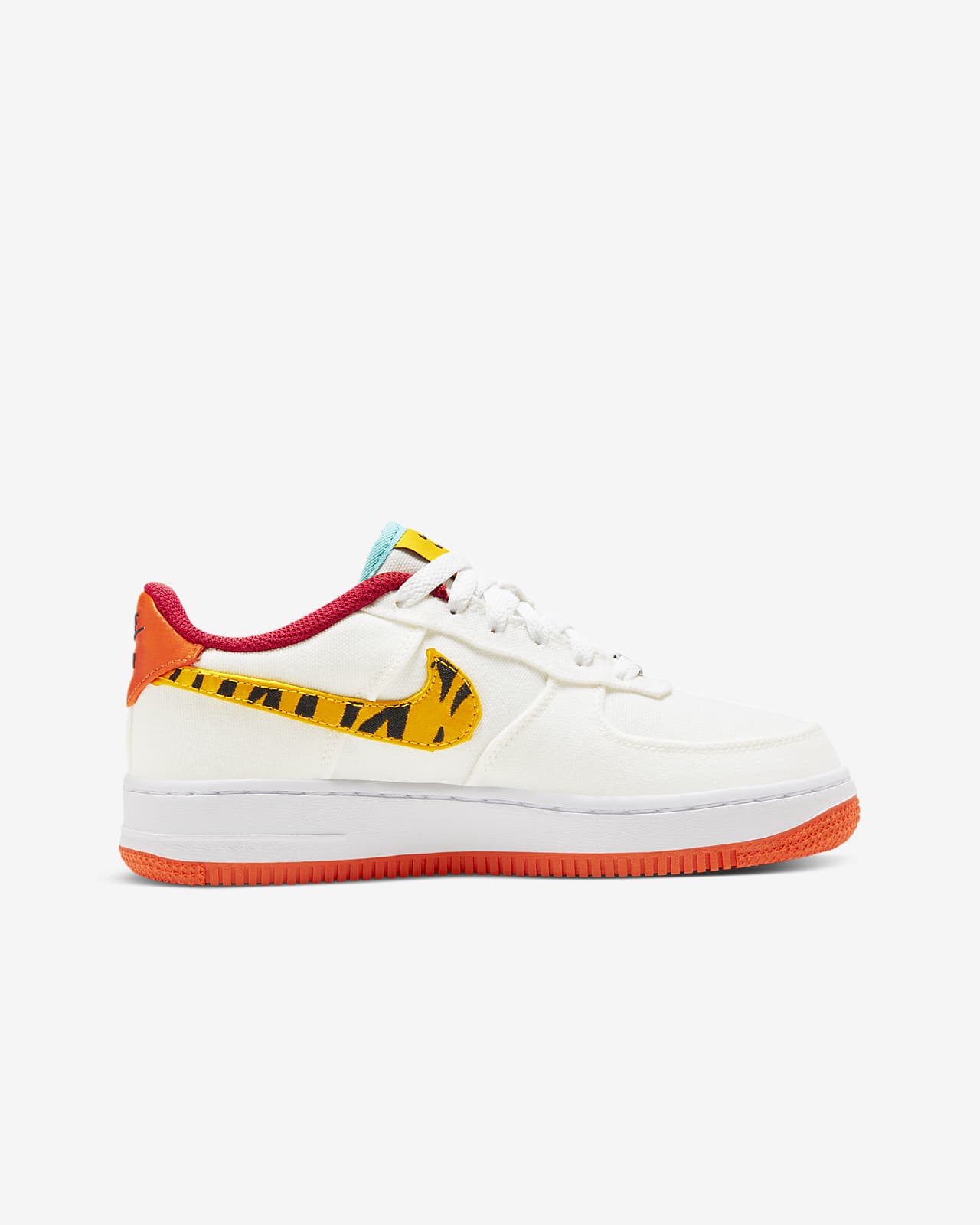 nike air force 1 lv8 swooshfetti