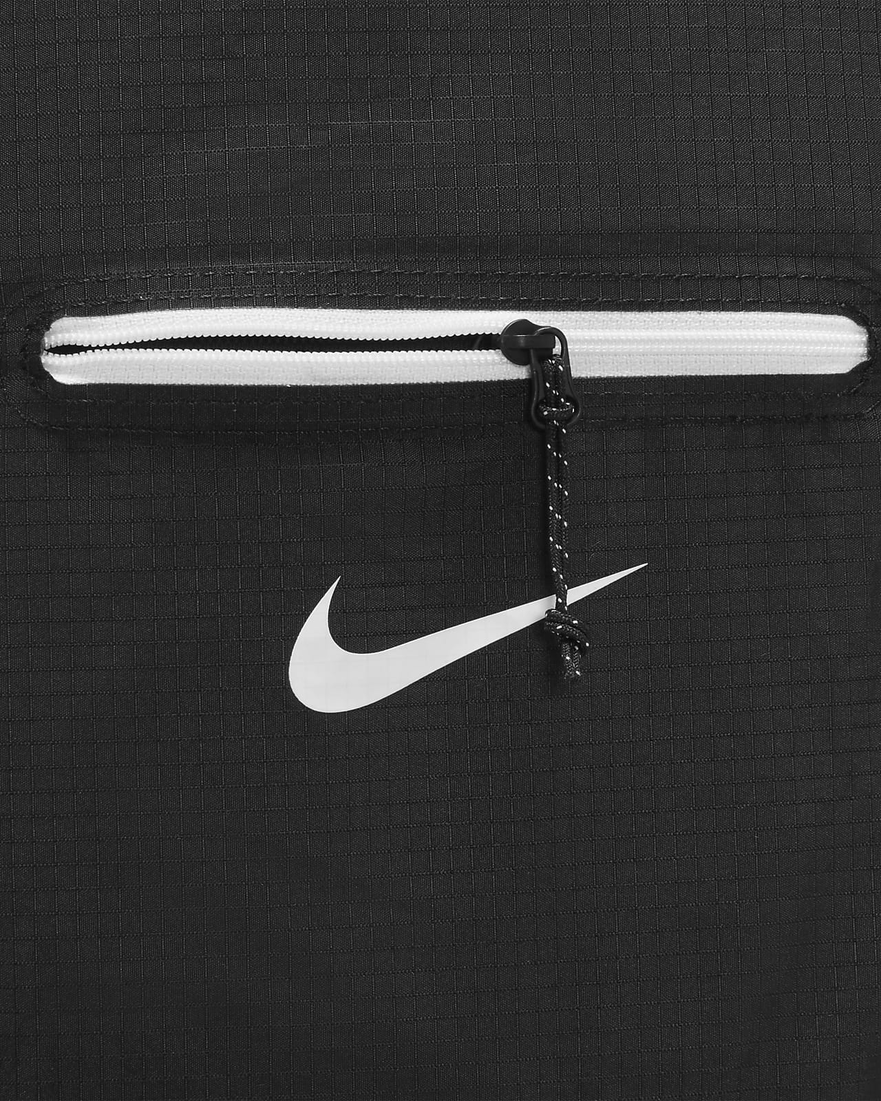 nike l
