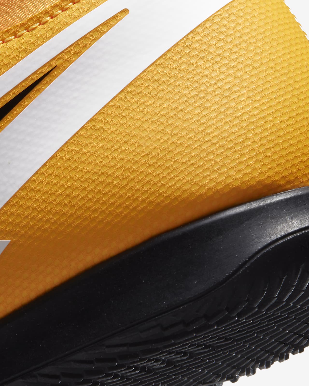 nike mercurial indoor yellow