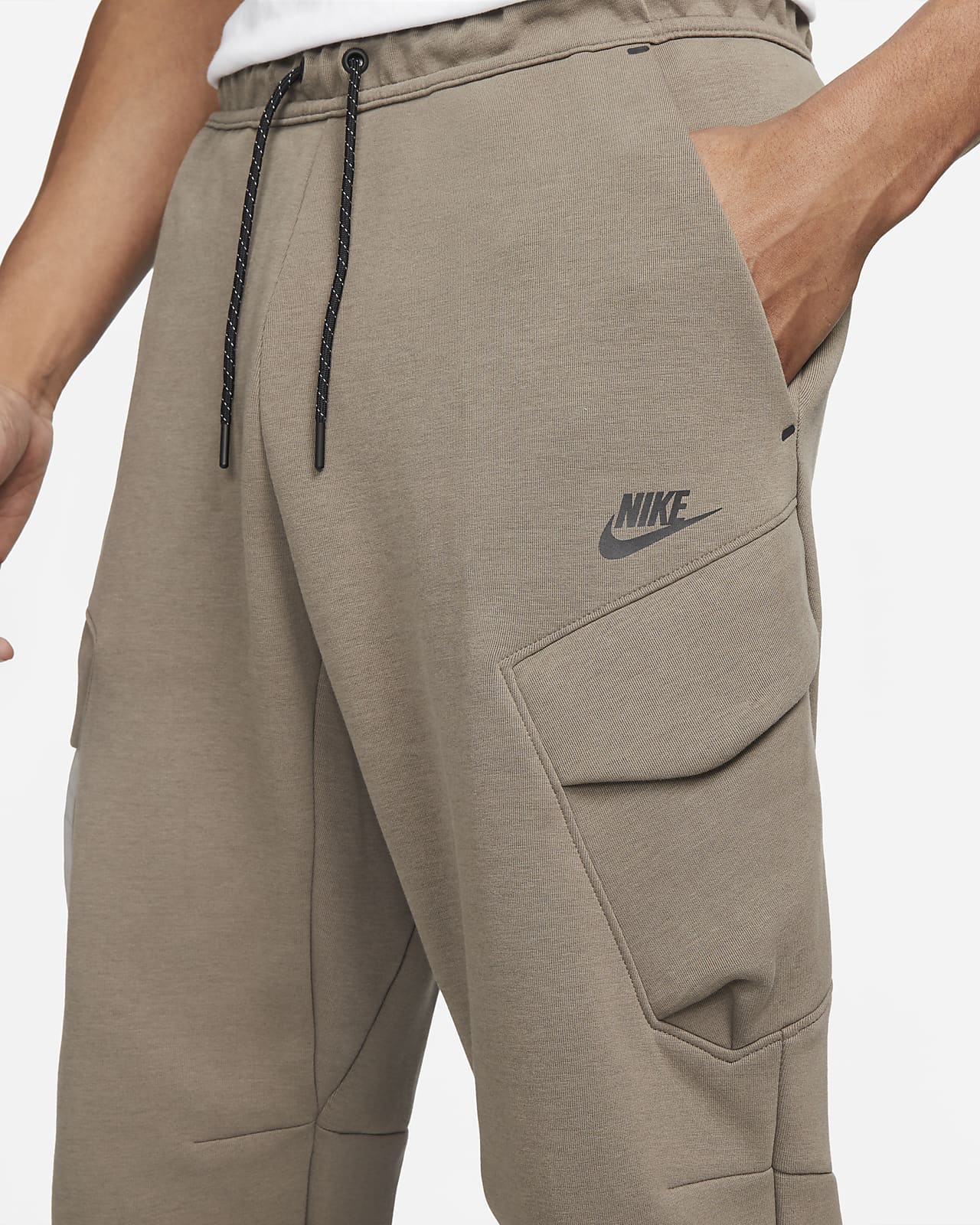 nike sportswear tech fleece olive