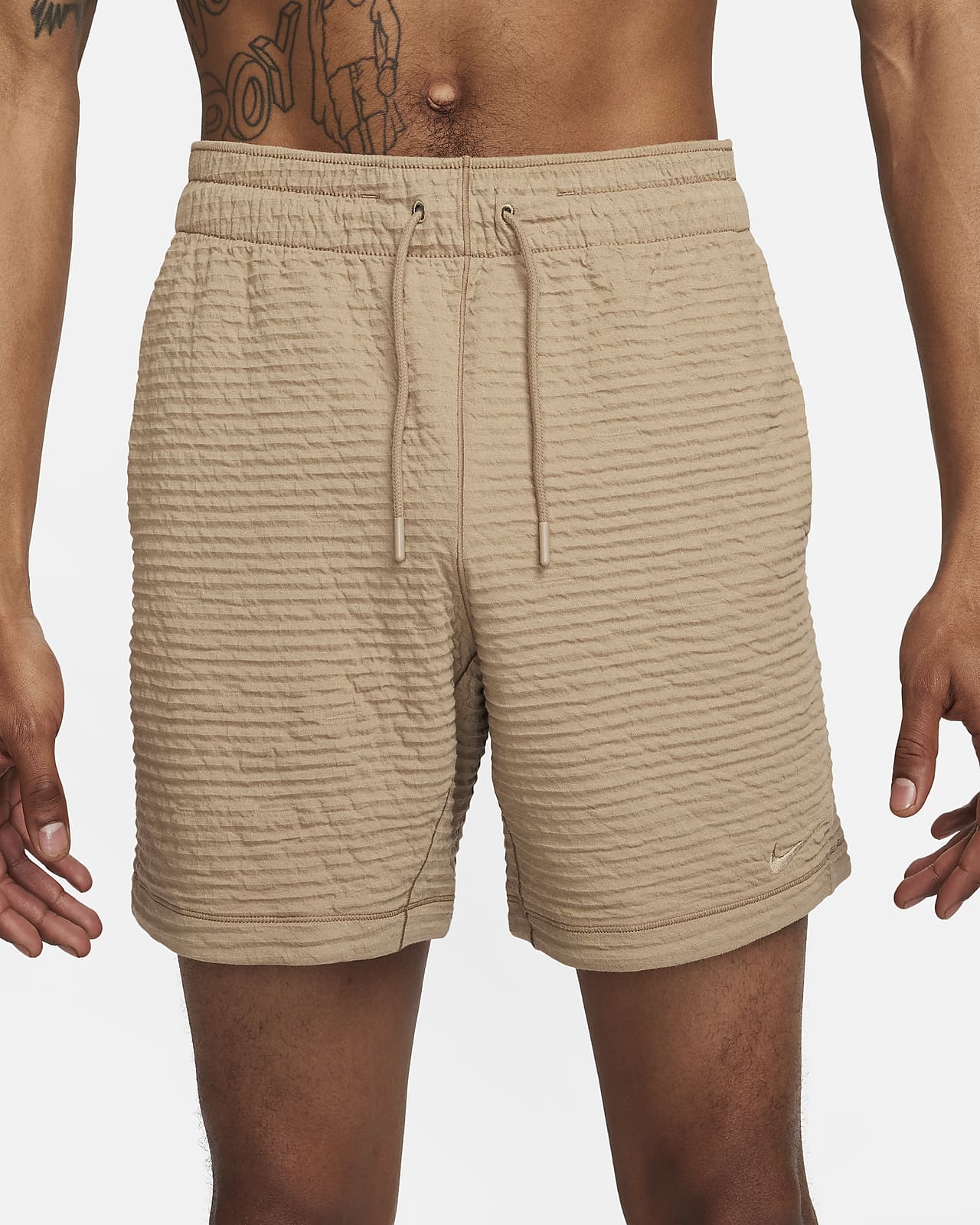 Nike Yoga Luxe 7 Short in Light Army & Stone