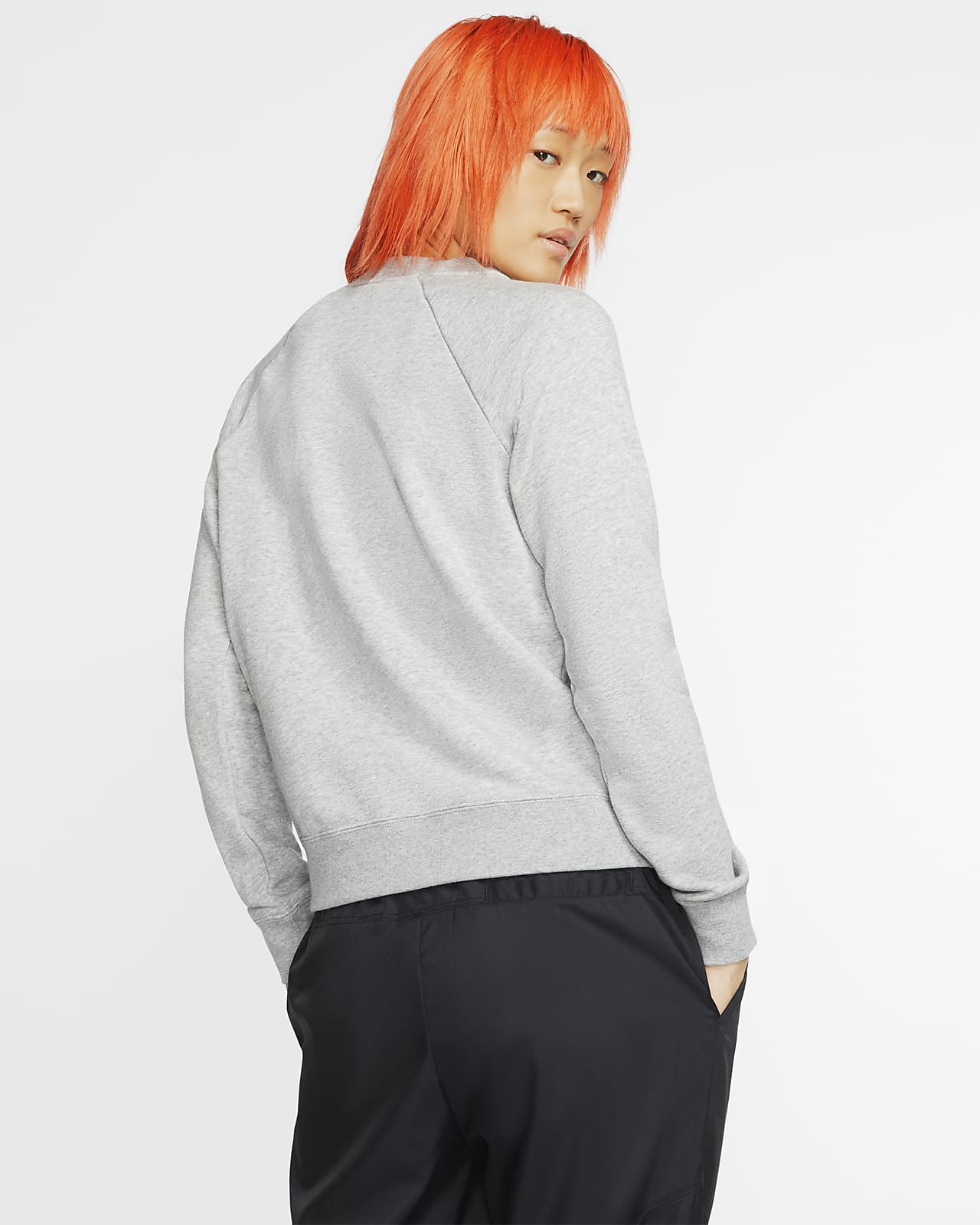nike sweatshirt essential fleece crew