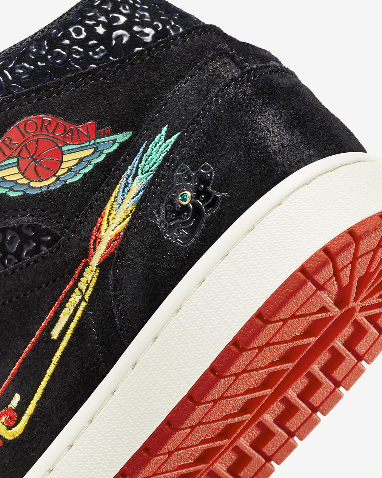 รองเท้าผู้ชาย Air Jordan 1 Mid SE Nike TH