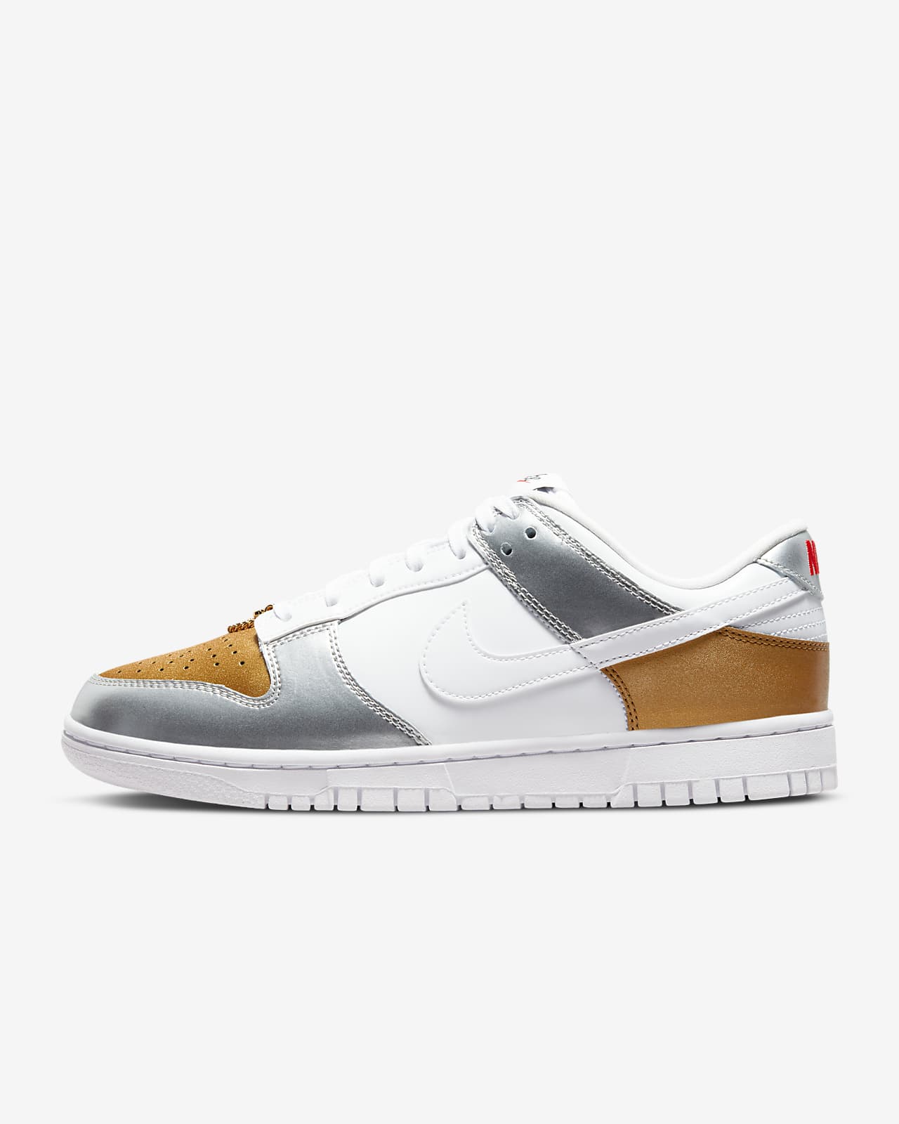 Calzado para mujer Nike Dunk Low SE. Nike MX