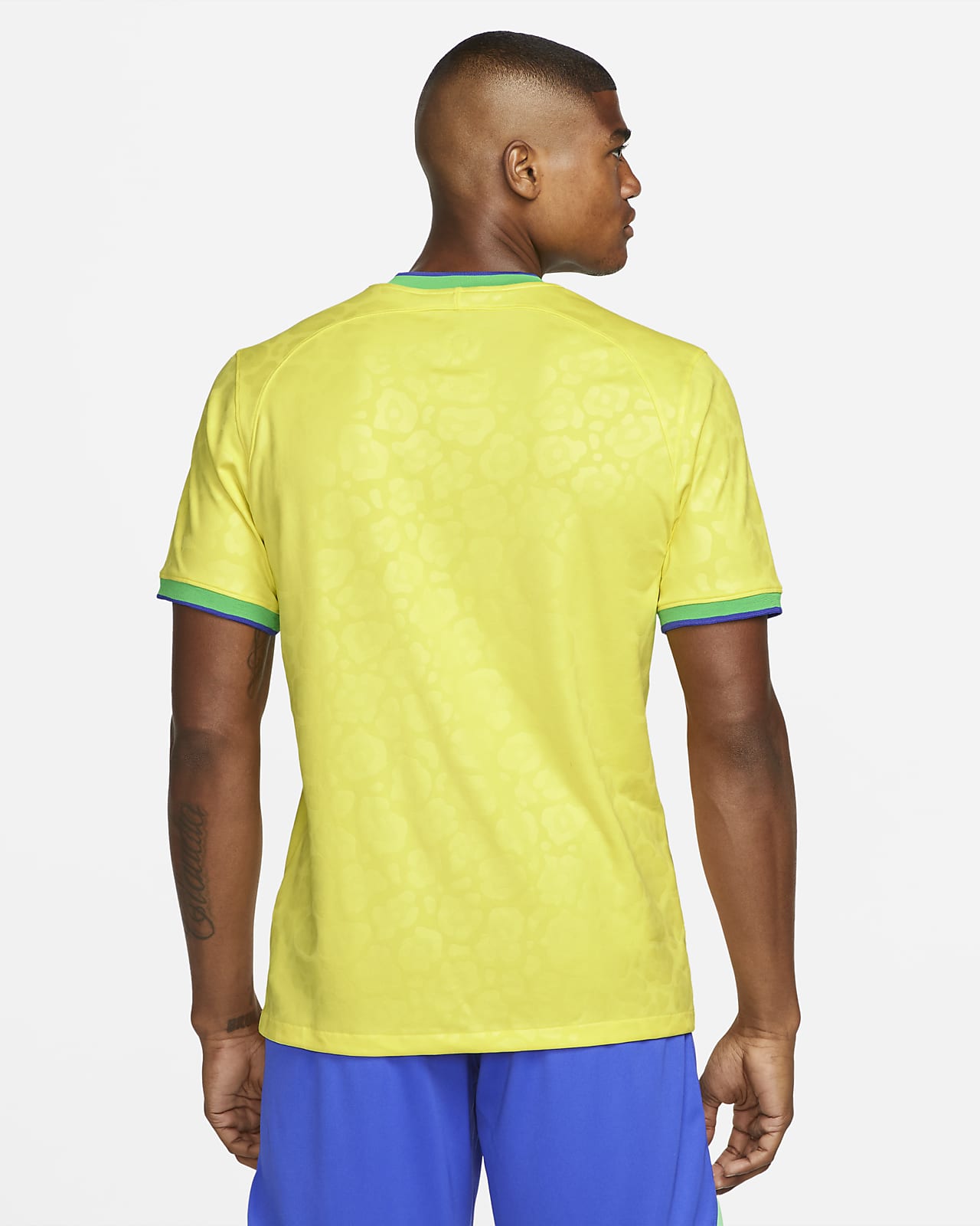 Brazil 2022/23 Stadium Home Men's Dri-FIT Football Shirt. Nike IN