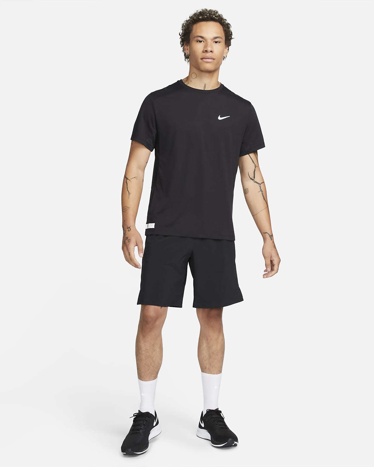 Nike Unlimited Men's Dri-FIT 23cm (approx.) Unlined Versatile