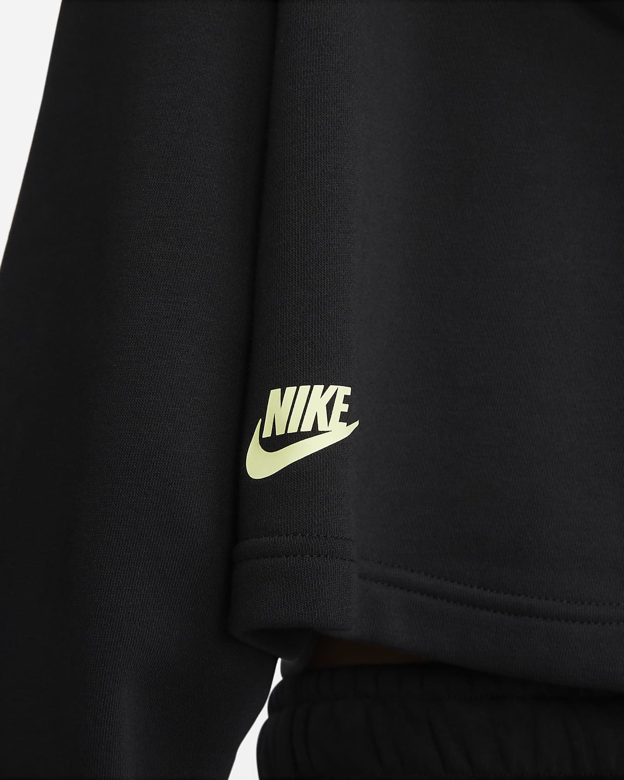 Nike Sportswear Women's Cropped Fleece Dance Hoodie. Nike AT