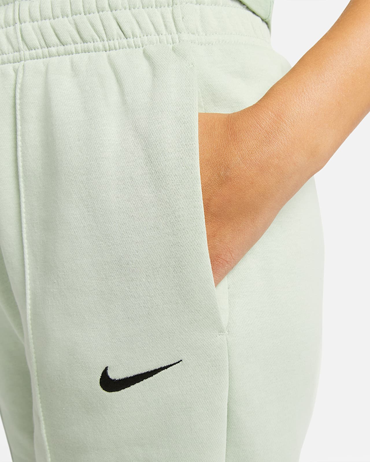 Nike Sportswear Essential Collection Women's Fleece Trousers. Nike LU