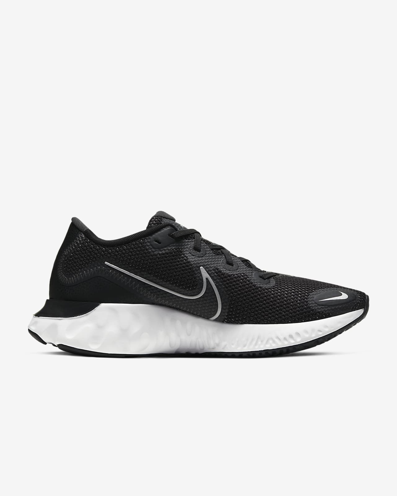 nike renew run trainers in black