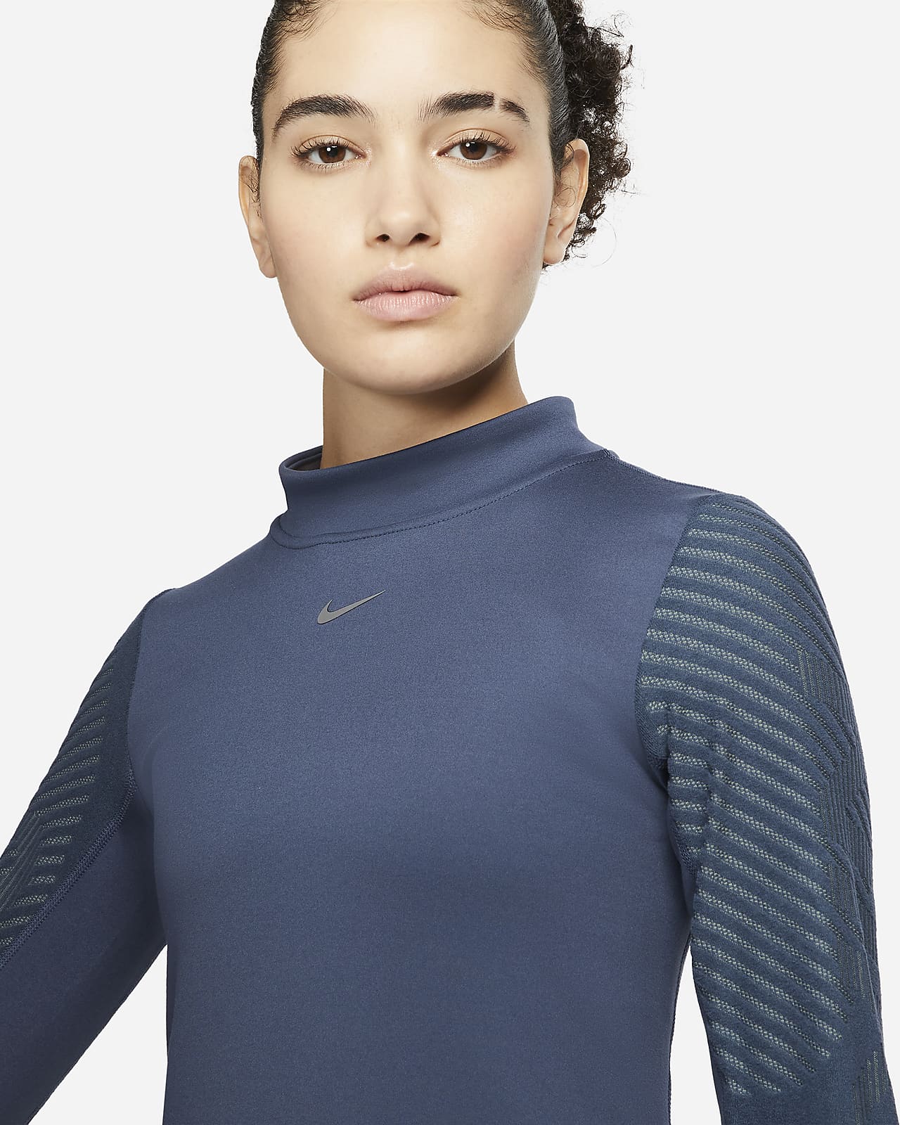 Playera de manga larga Nike Pro Therma-FIT ADV para mujer. Nike.com