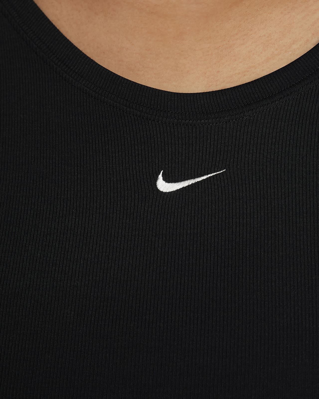 Nike Sportswear Chill Knit Women's Tight Scoop-Back Long-Sleeve Mini-Rib  Top (Plus Size). Nike CA