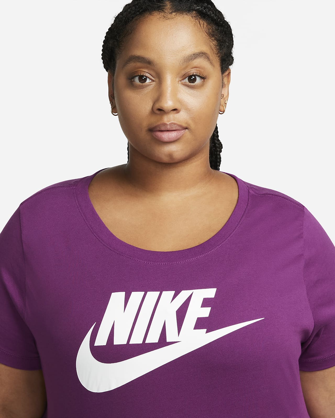 Nike Essential T-Shirt (Plus Size). Nike.com