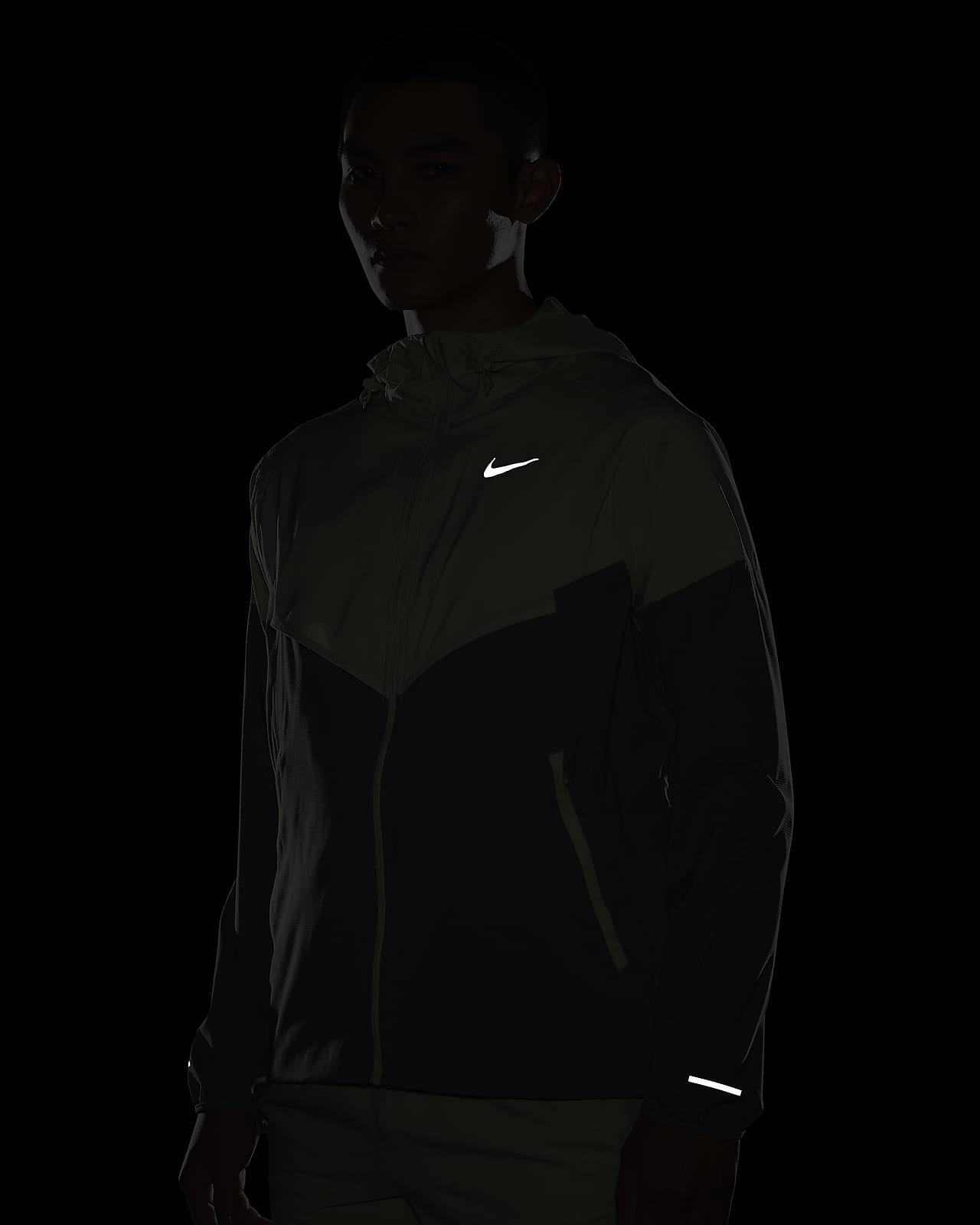  Nike Windrunner Packable Men's Running Jacket (US