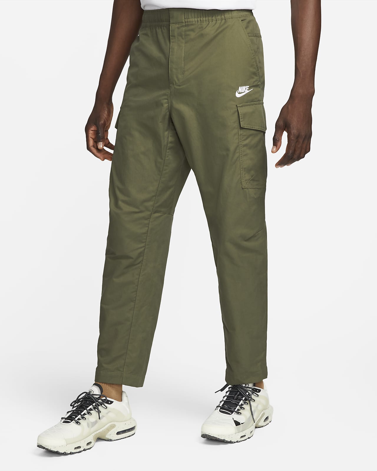 Nike Club Men's Woven Cargo Trousers. Nike VN