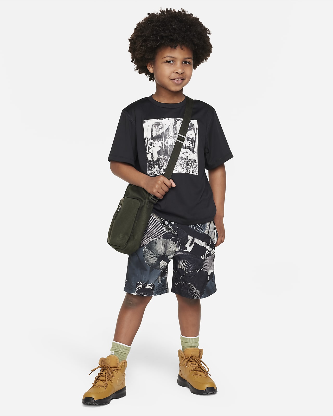 nike acg graphic t shirt