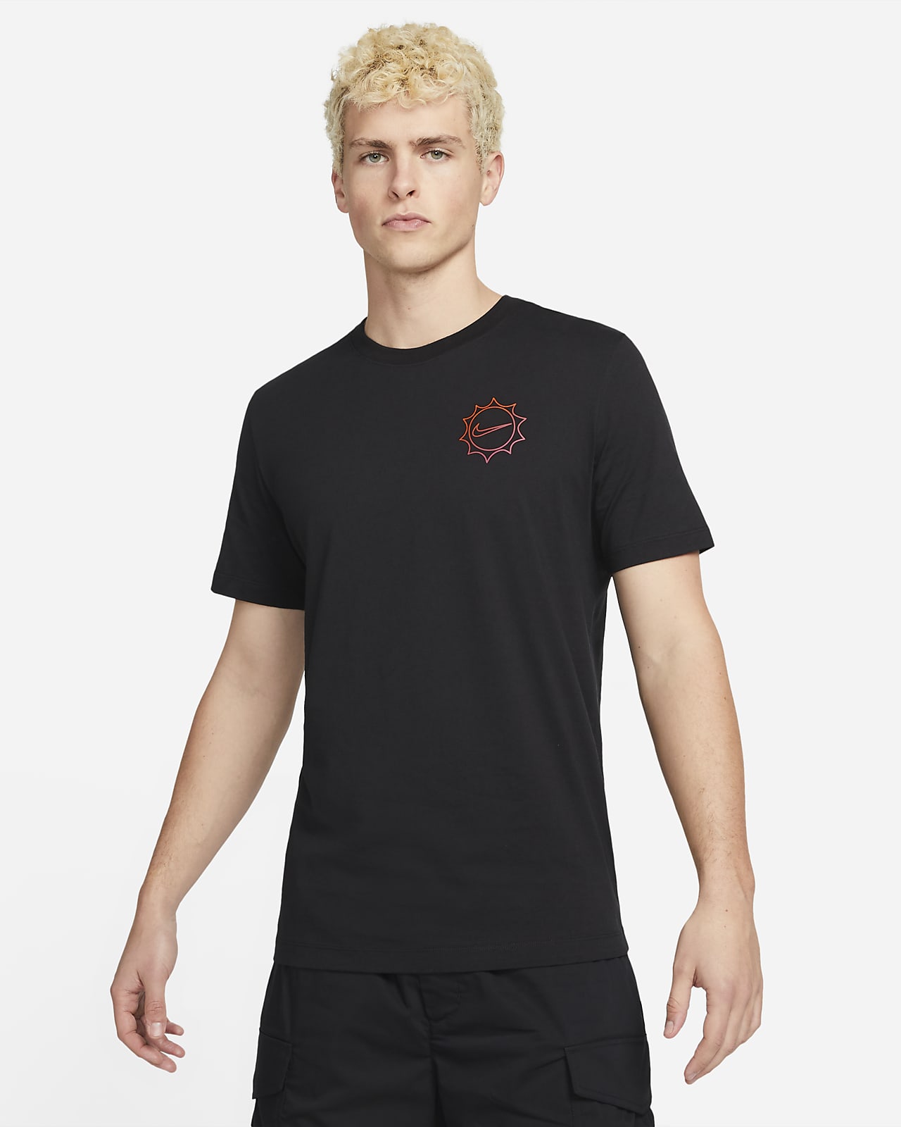 Playera para hombre Nike Sportswear. Nike.com