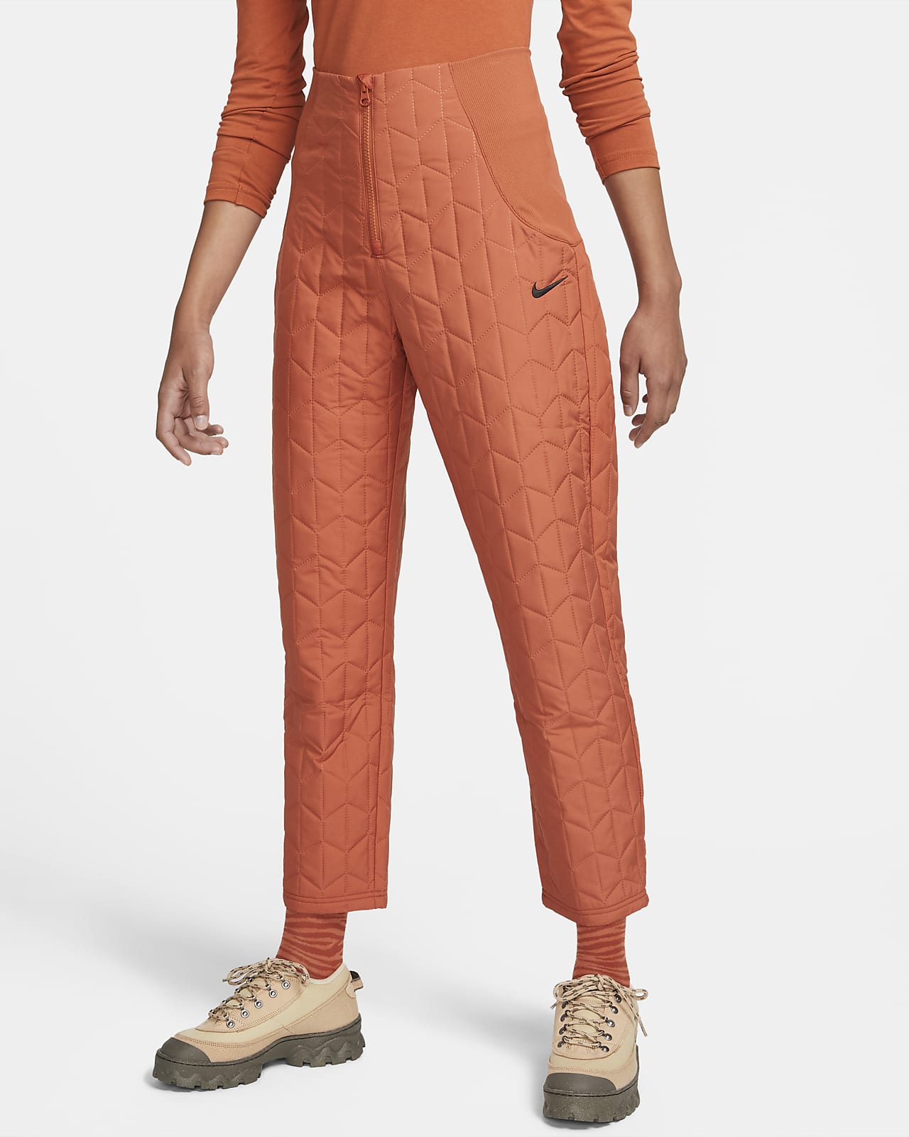 Quilted Woven High-Rise Trousers. Nike IE