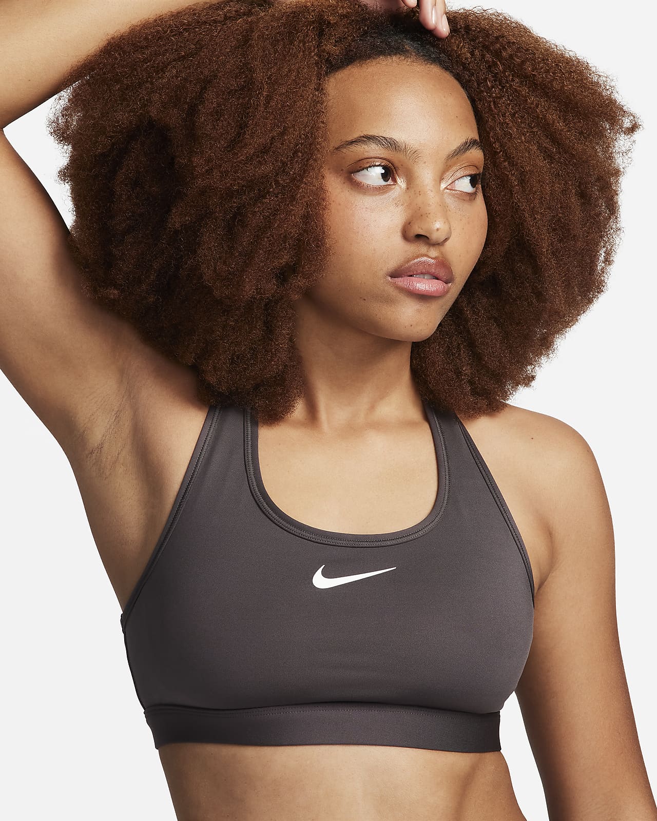 Bra deportivo con almohadillas para mujer Nike Swoosh Medium Support