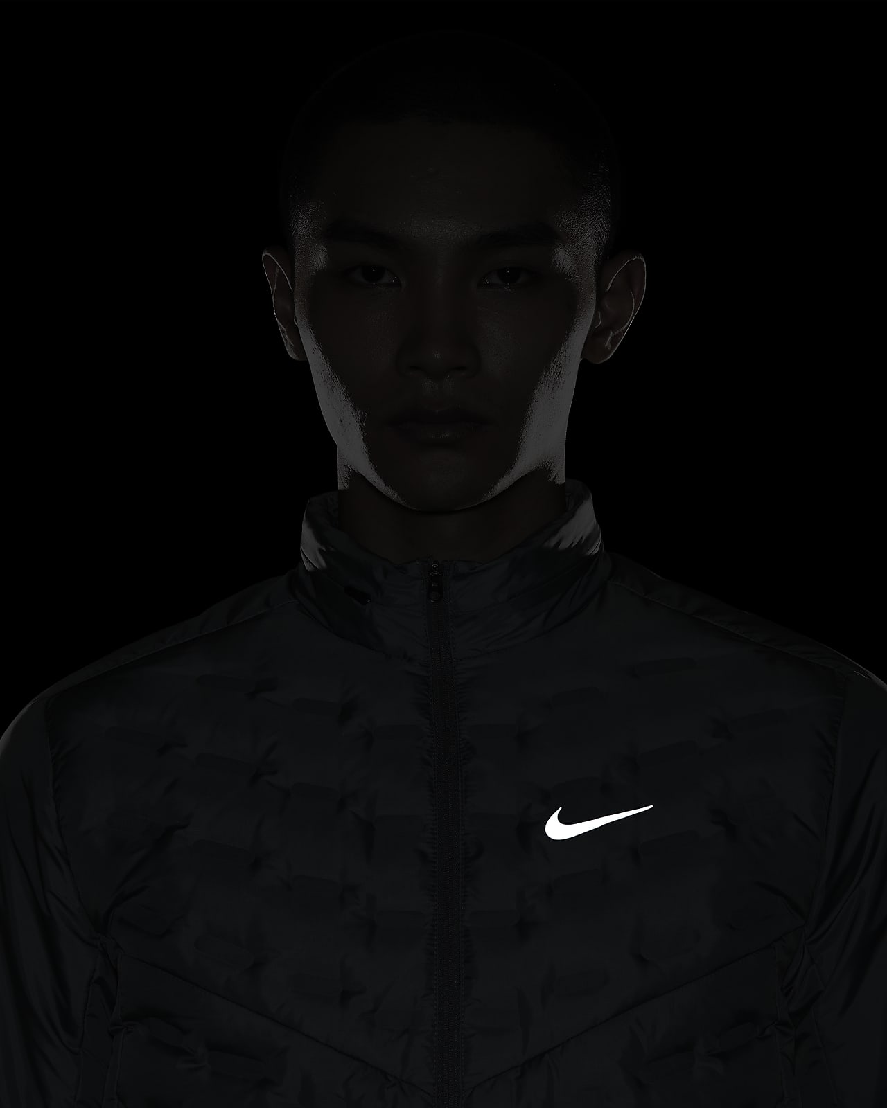 Running Down Nike Therma-FIT AeroLoft Jacket. ADV Men\'s Repel