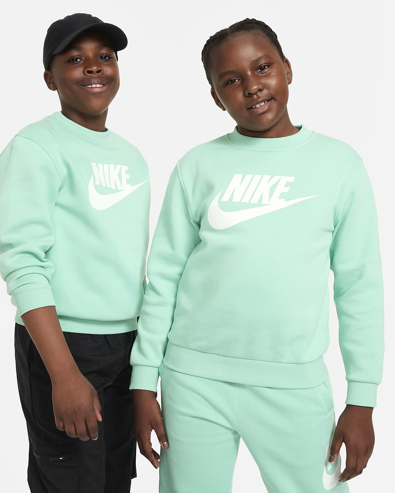 Big (Extended Fleece Sweatshirt Sportswear Nike Kids\' Club Size).