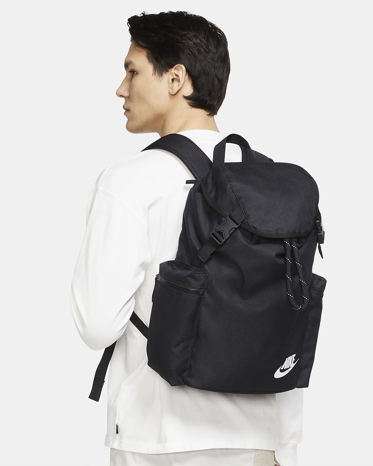 nike heritage rucksack