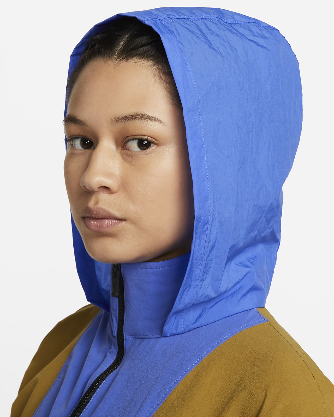 Nike Sportswear Revolution Women's Sports Utility 1/2Zip Jacket. Nike LU