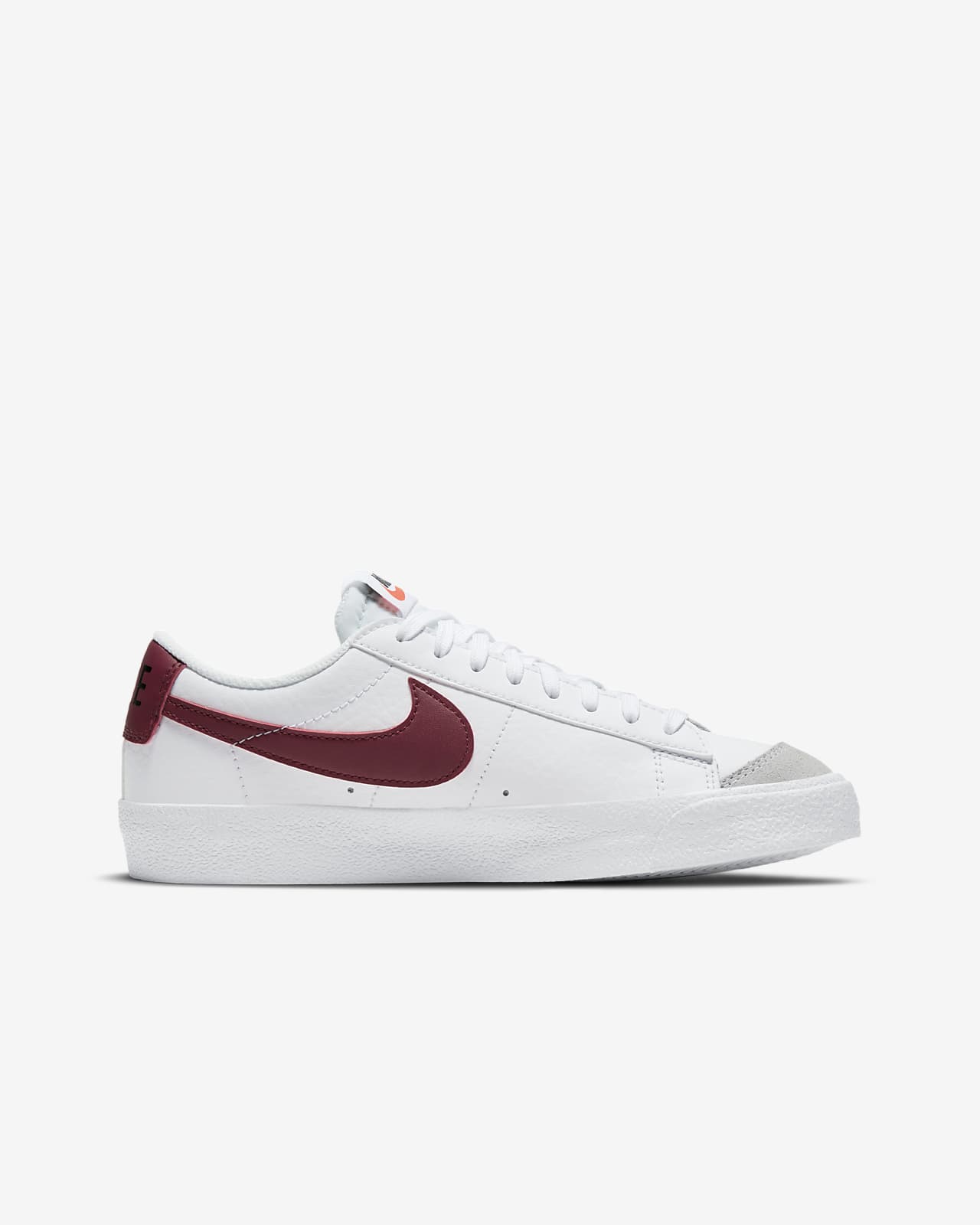 do nike blazer low run big