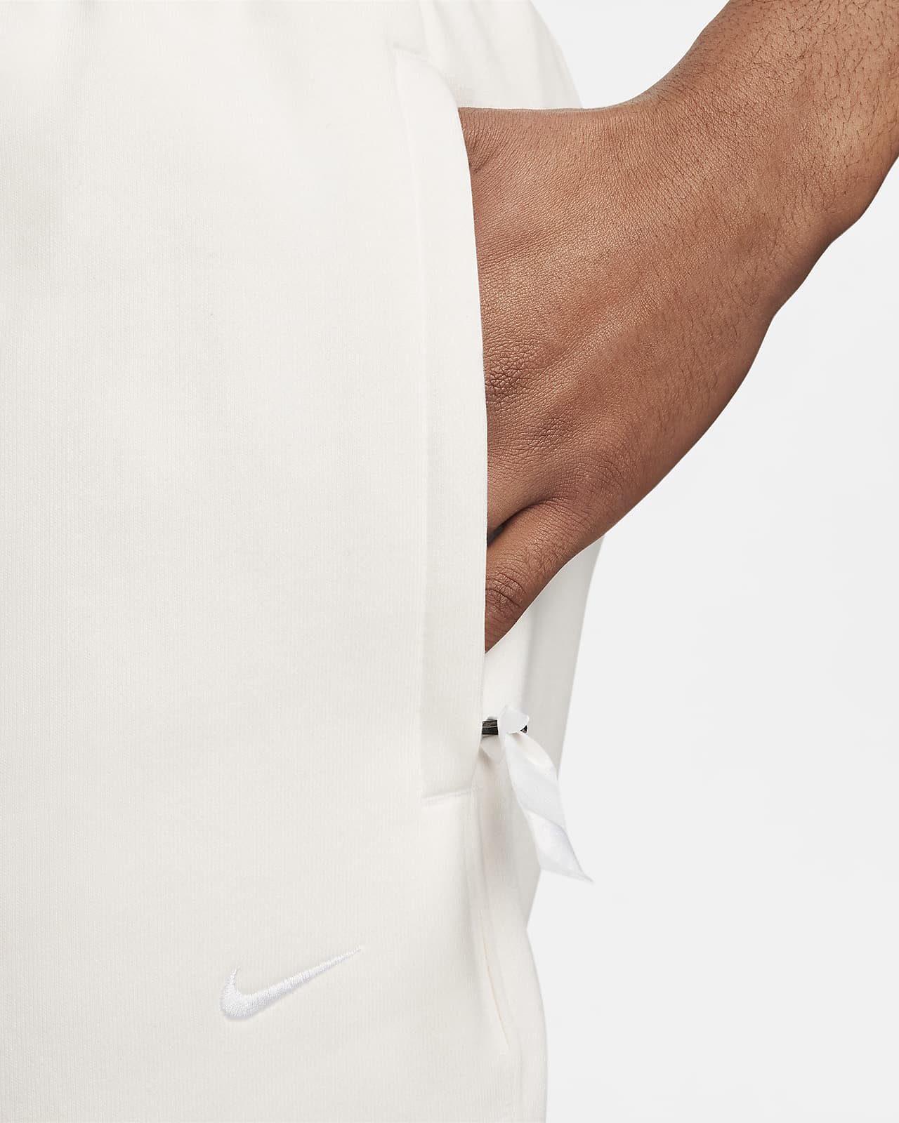  Nike Solo Swoosh Men's Fleece Pants (Black/White