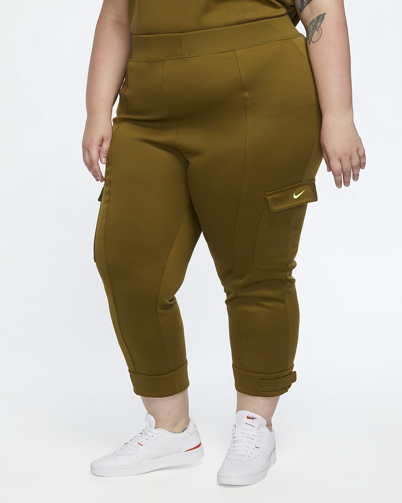 nike cuffed cargo joggers in khaki