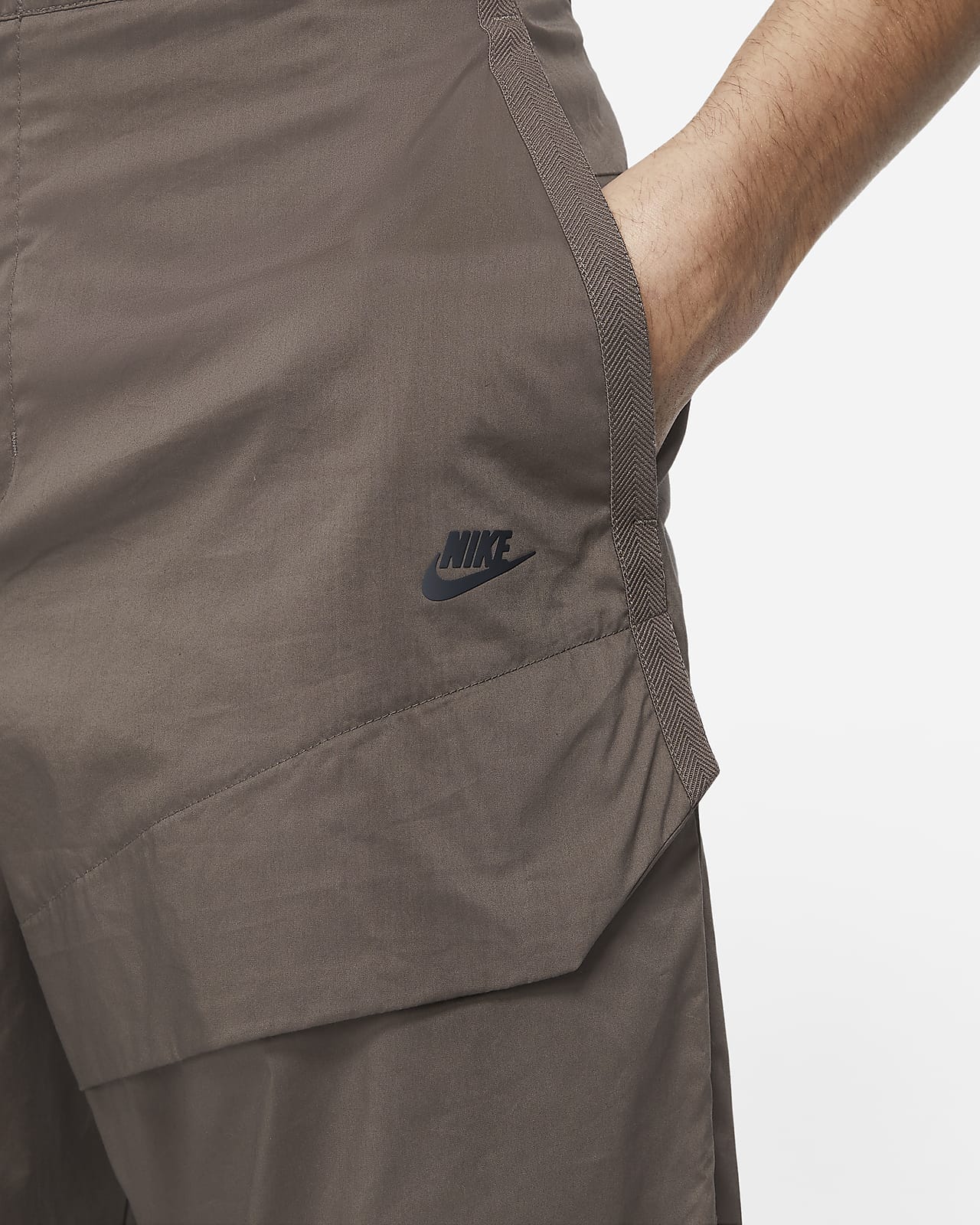 Nike Sportswear Tech Pack Men's Cargo Trousers. Nike GB