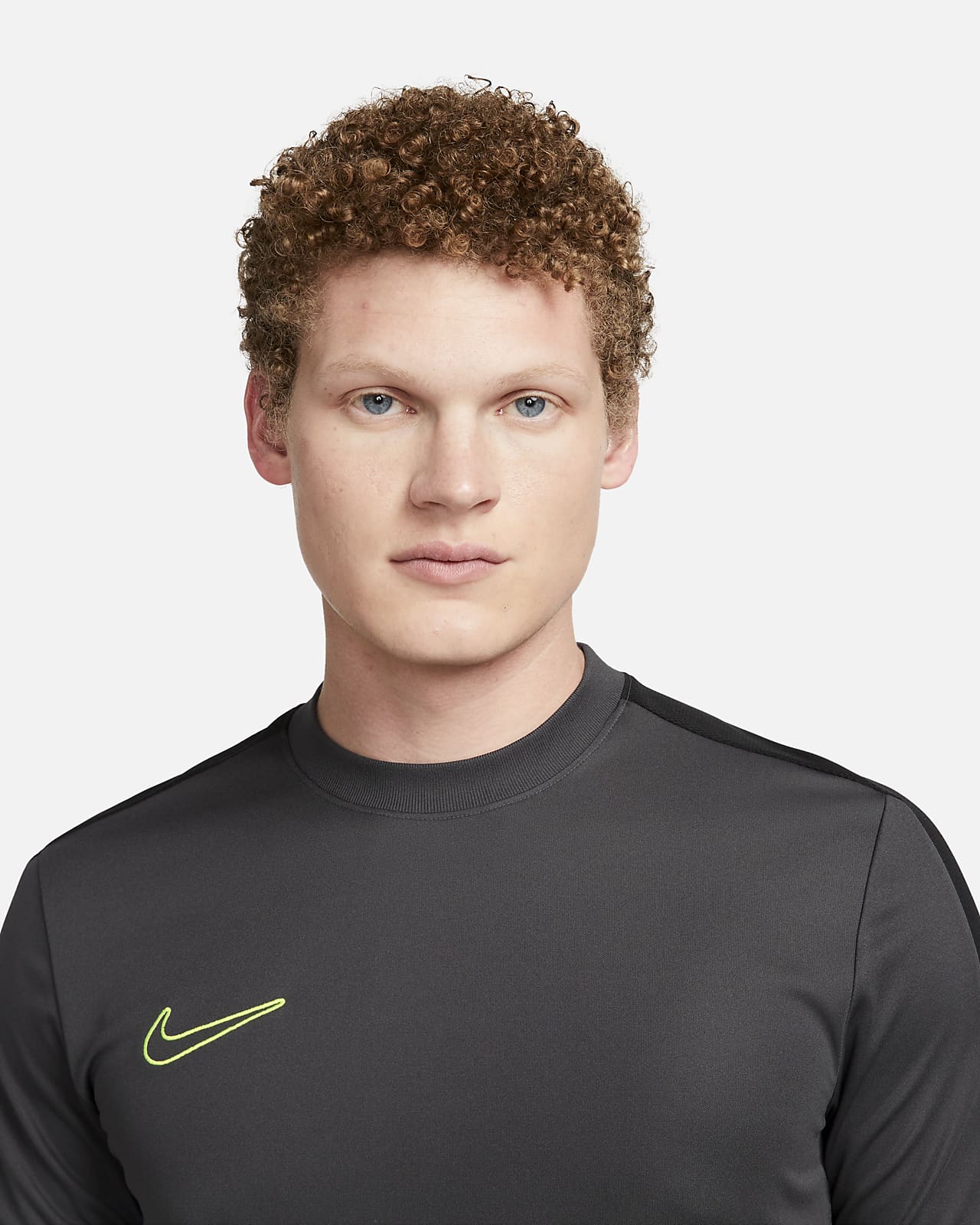 premier Verlengen afbetalen Nike Academy Men's Dri-FIT Short-Sleeve Global Football Top. Nike.com