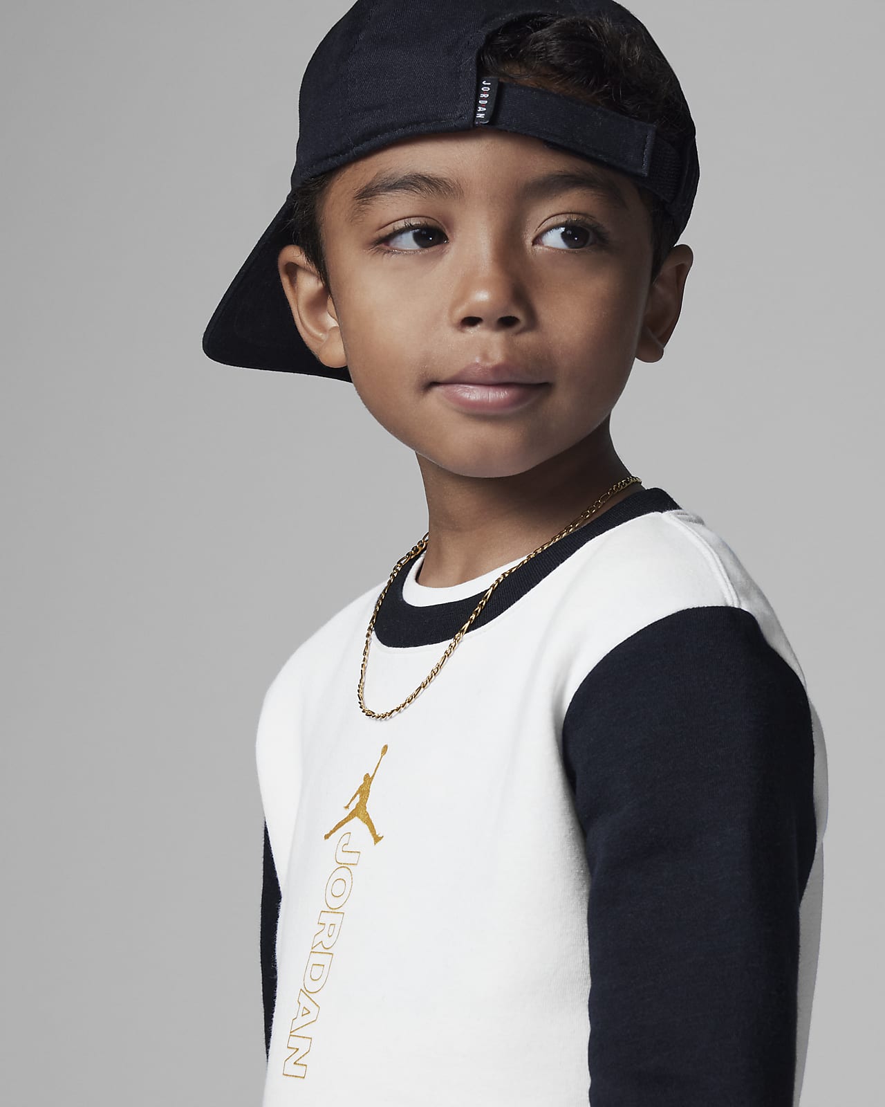 Jordan Holiday Shine Crew Set Younger Kids' Set. Nike BE