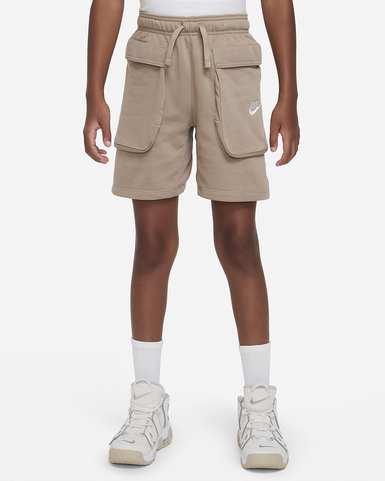 Nike Sportswear oldalzsebes rövidnadrág nagyobb gyerekeknek (fiúknak)