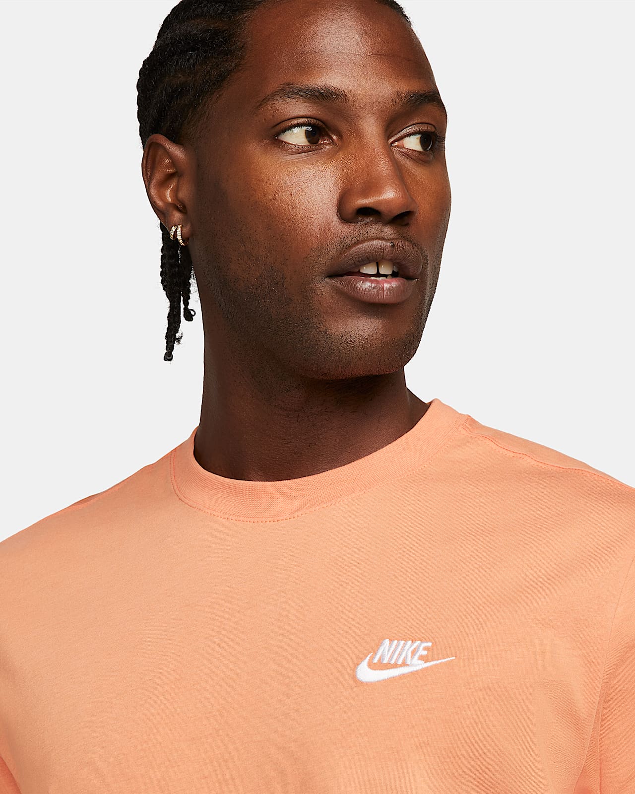 Nike Sportswear Club Men's TShirt. Nike GB