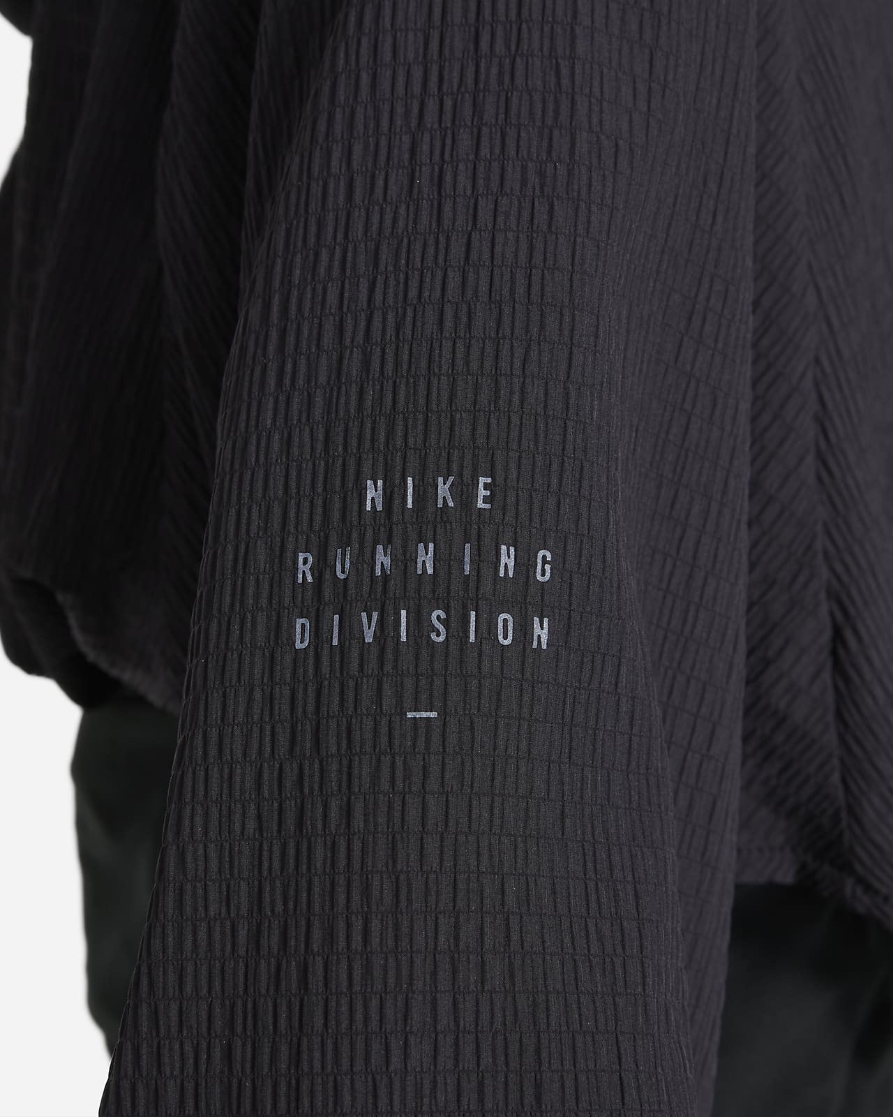 Nike Run Division Women's Transform Running Jacket. Nike BE