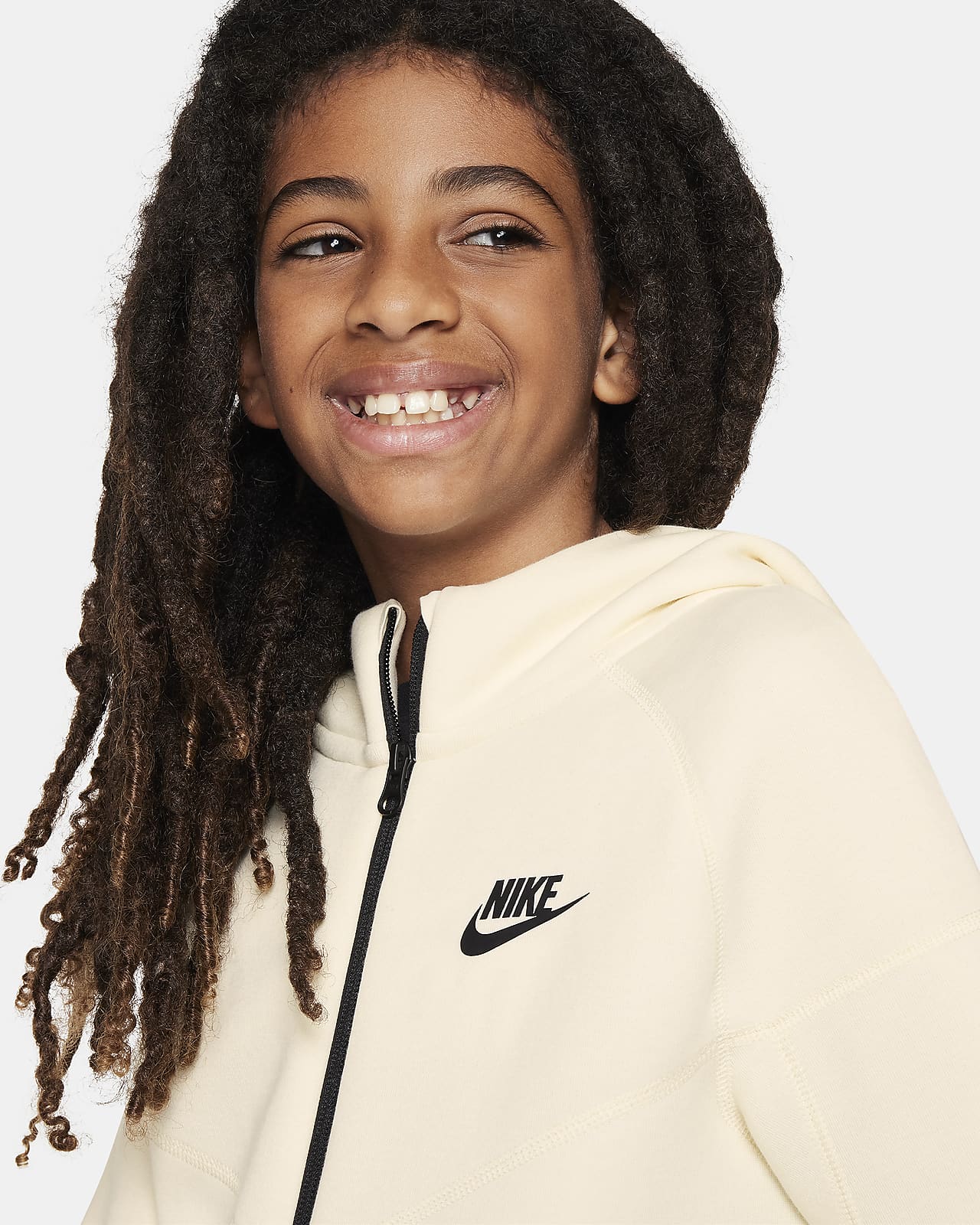 Nike Sportswear Tech Fleece Older Kids' (Boys') Full-Zip Hoodie. Nike LU