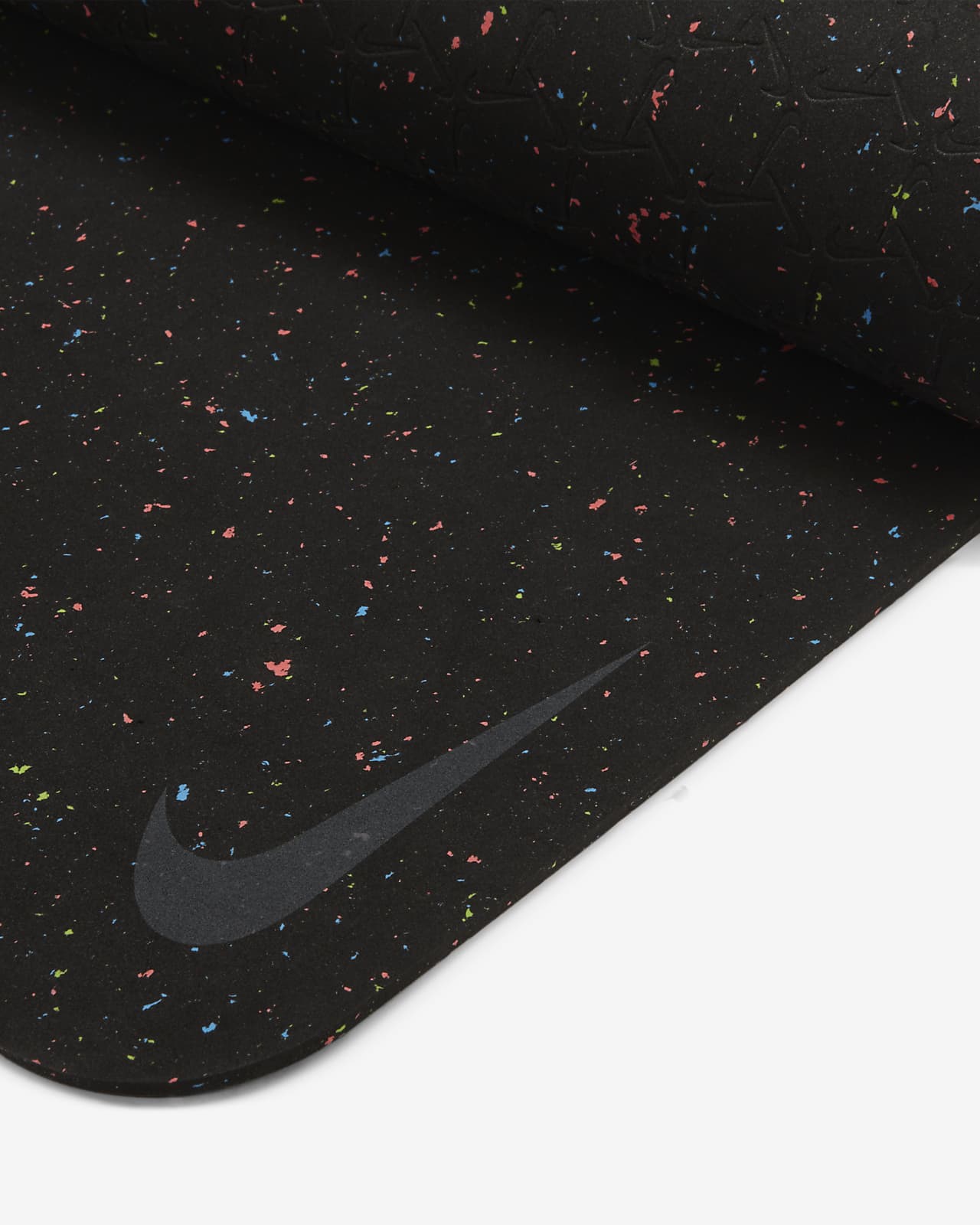 Yoga Mat (4mm). Nike LU