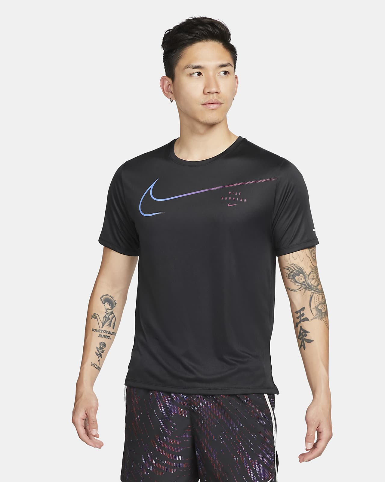เสื้อวิ่งแขนสั้นผู้ชายมีกราฟิก Nike Dri-FIT UV Run Division Miler