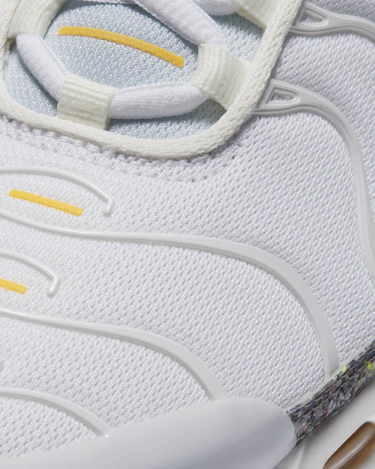 nike blancas grandes
