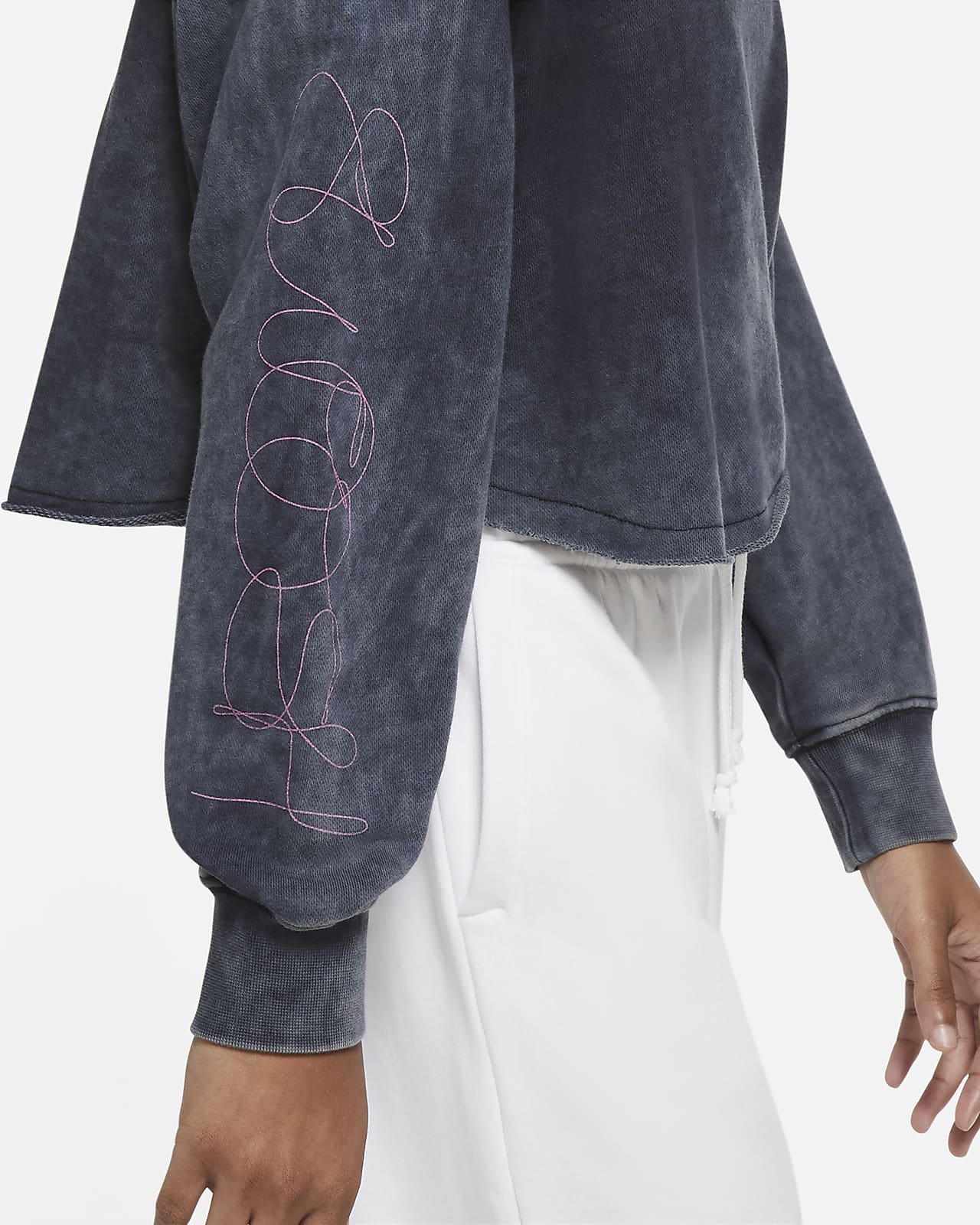 nike cropped pullover hoodie