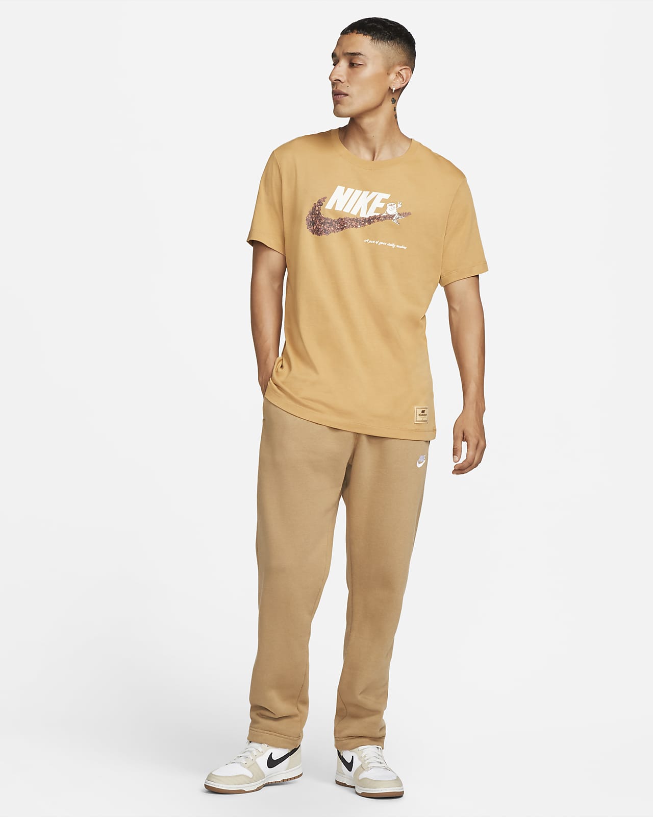 t shirt nike beige homme